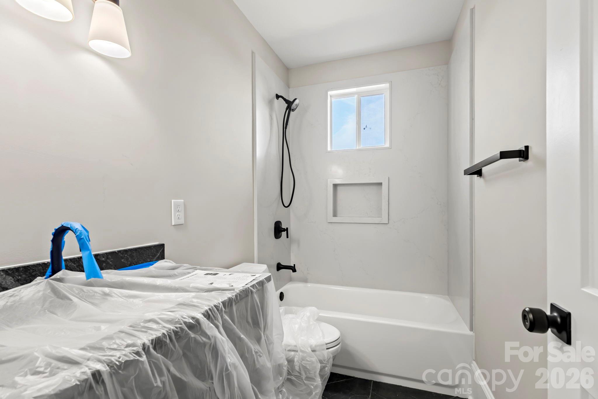 918 N New Hope Road — Gastonia