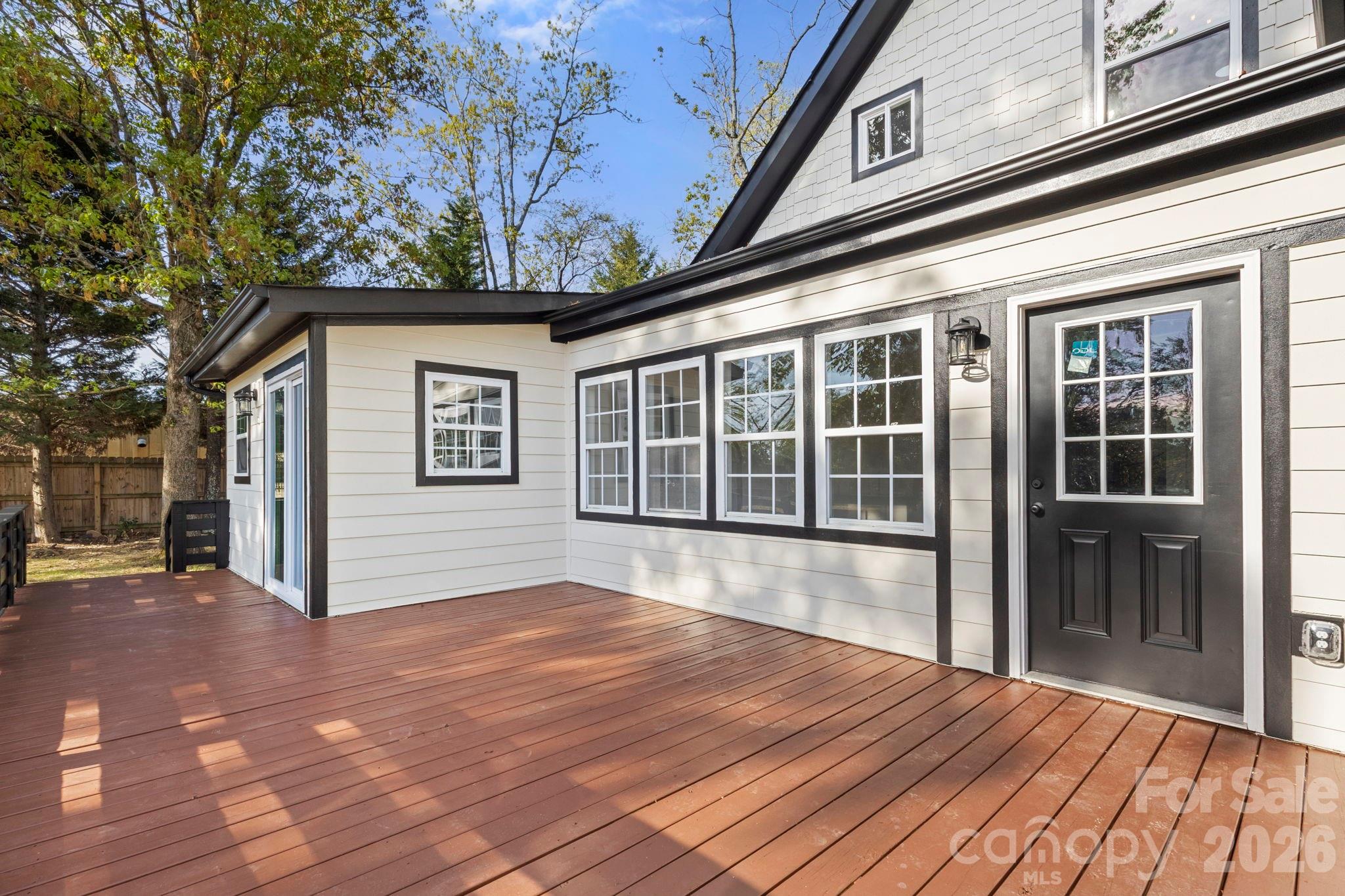 918 N New Hope Road — Gastonia