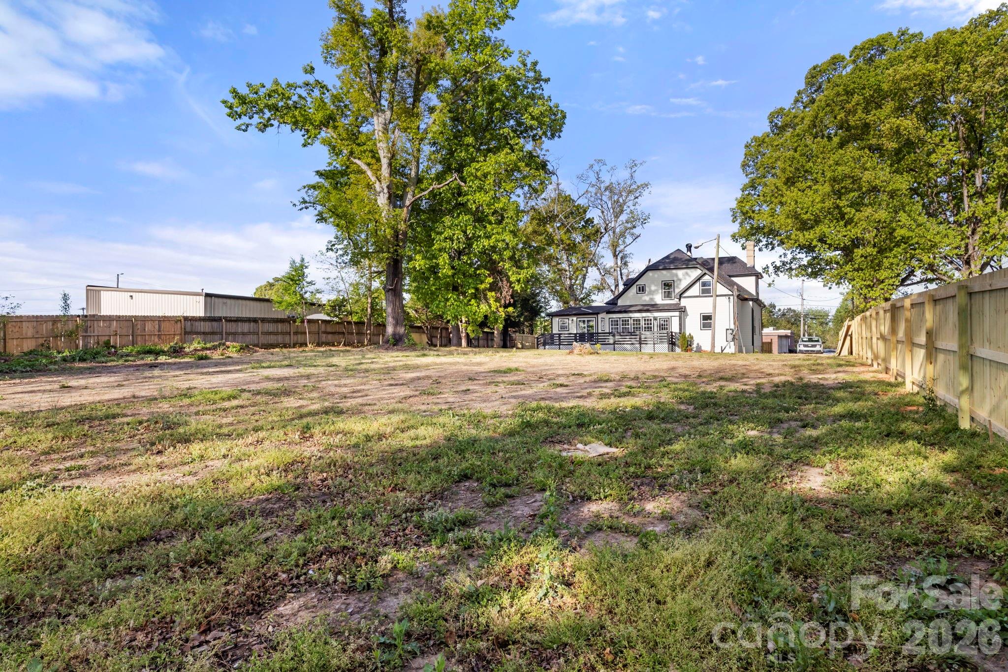 918 N New Hope Road — Gastonia