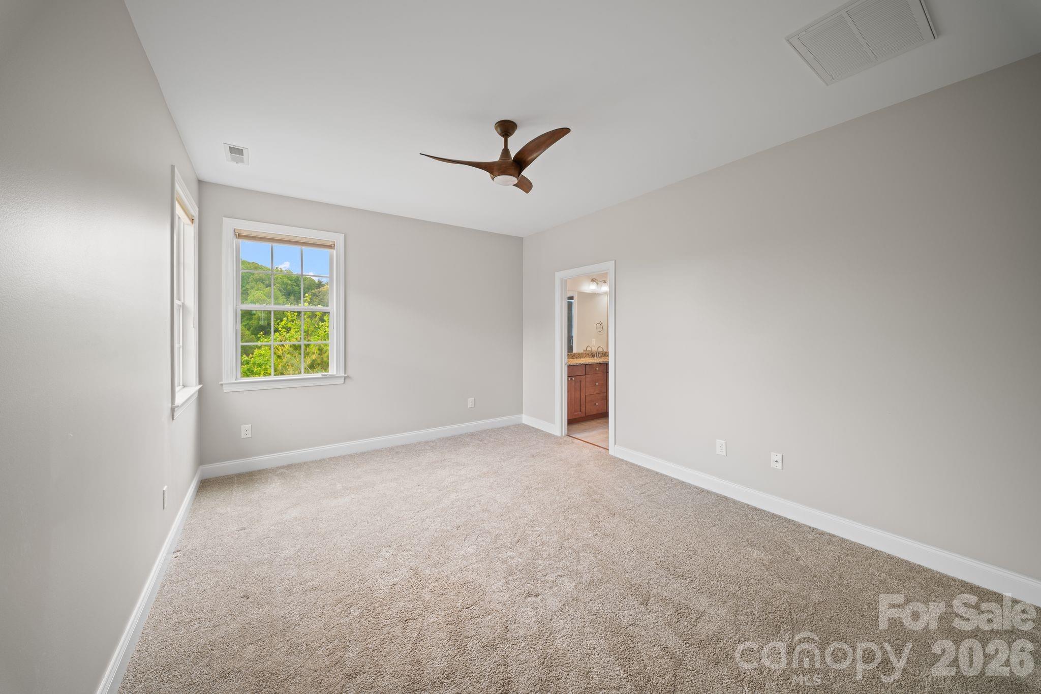 14 Rose Creek Road — Leicester