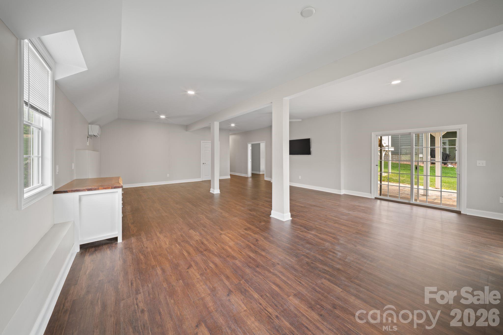 14 Rose Creek Road — Leicester