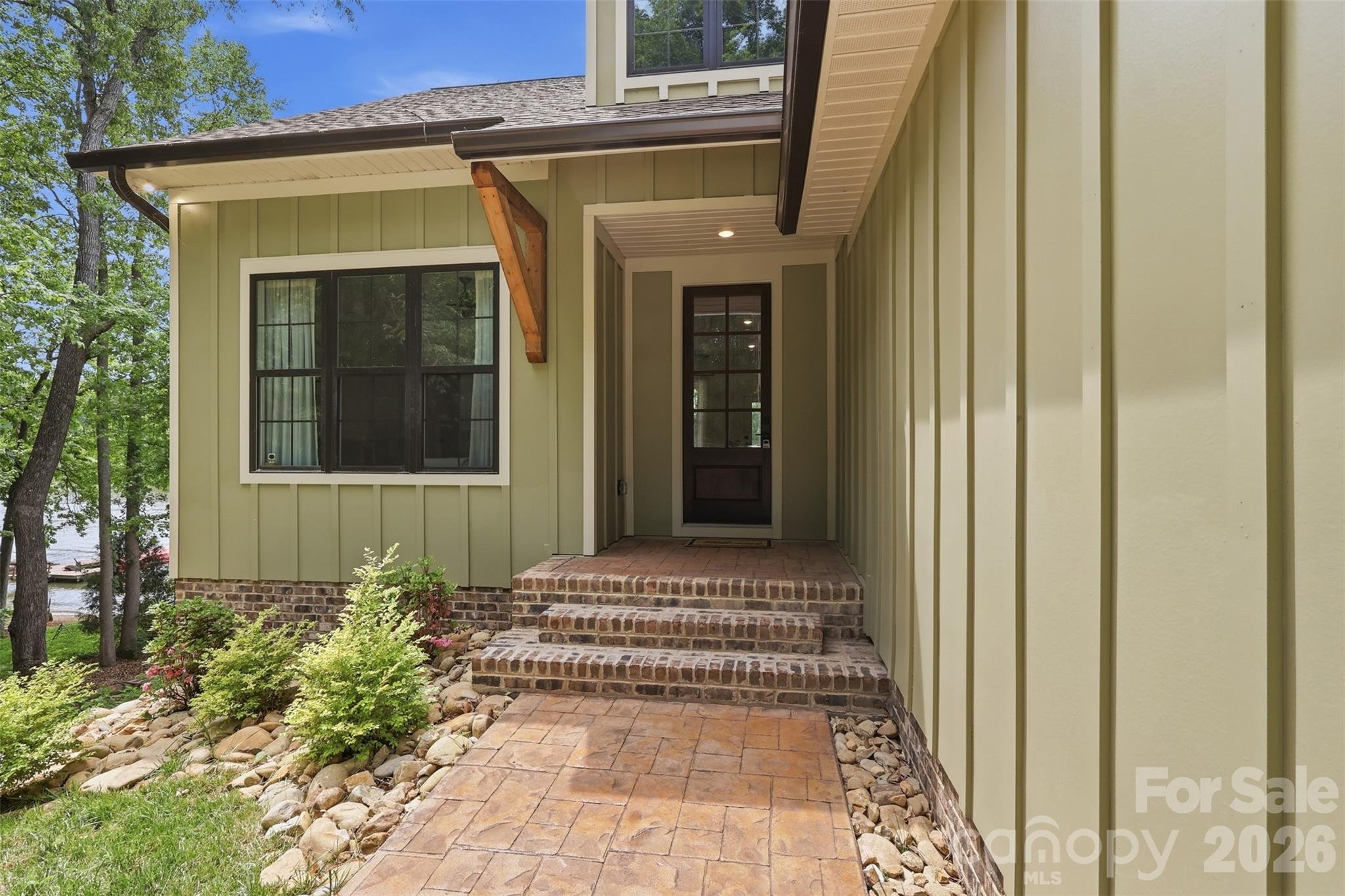 207 Haven Hill Road — Lexington