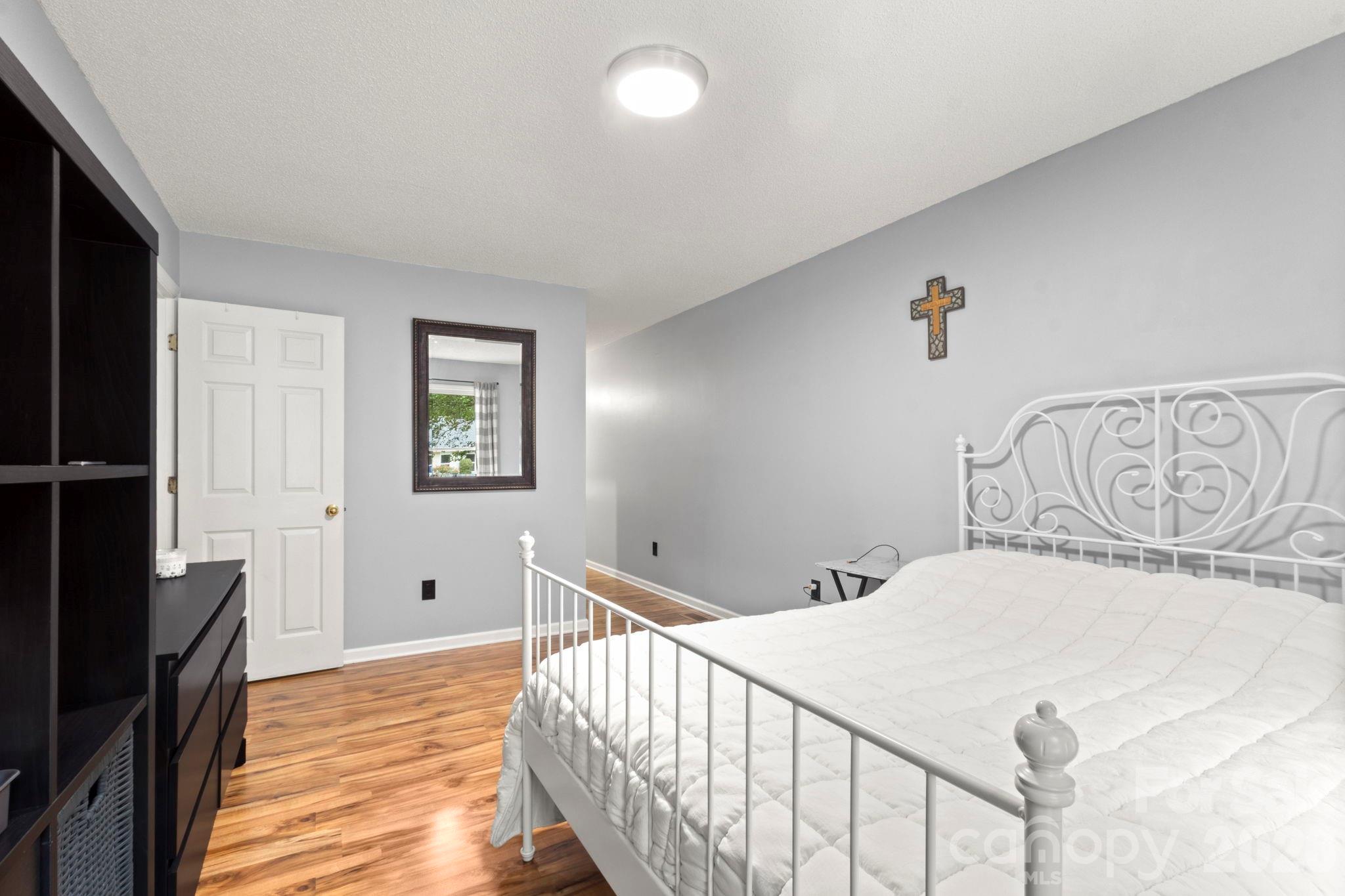 516 Majestic Court SE — Concord