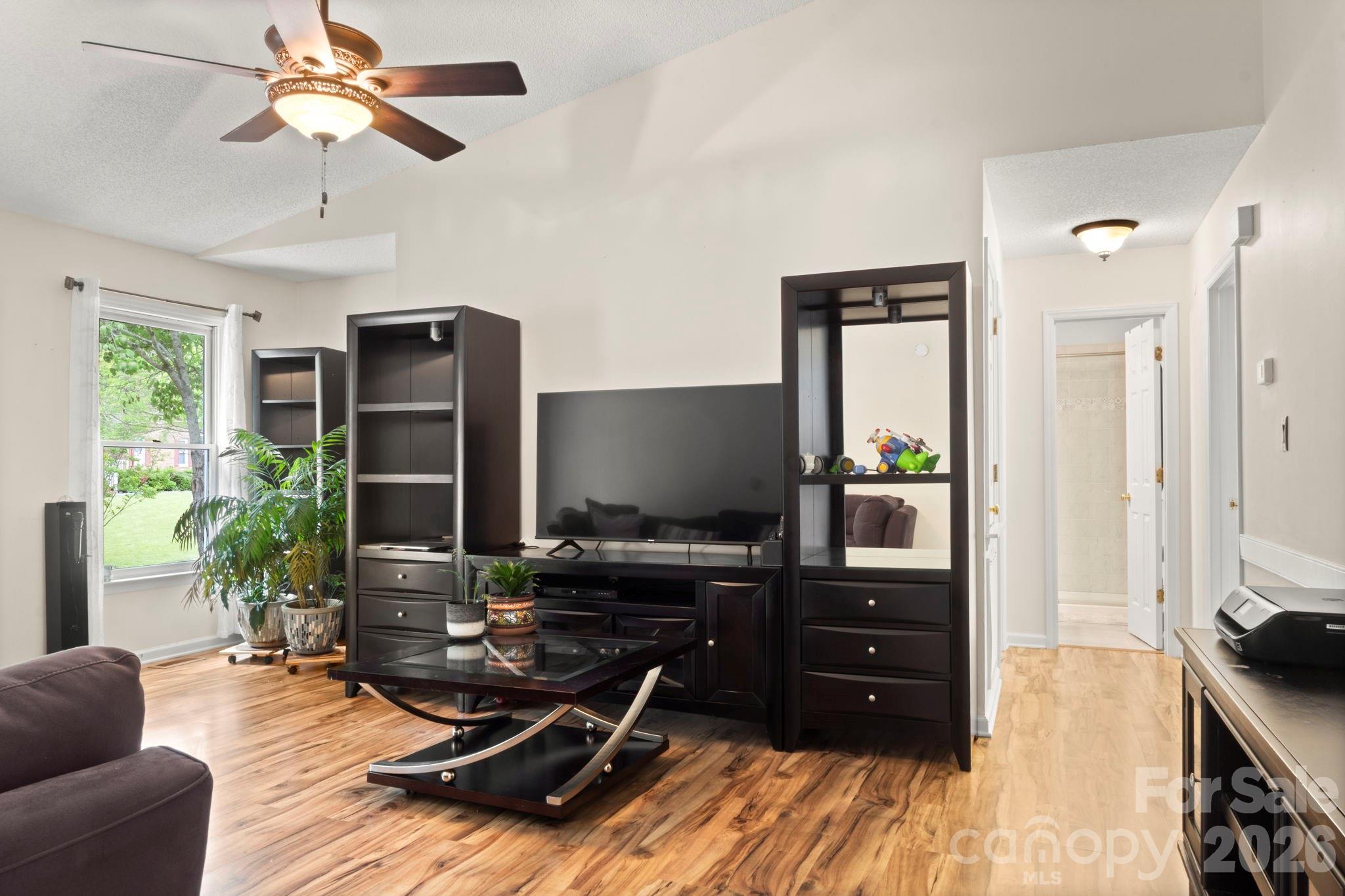 516 Majestic Court SE — Concord