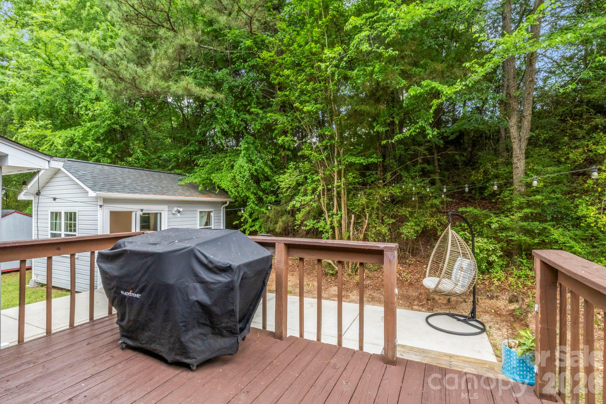 516 Majestic Court SE — Concord