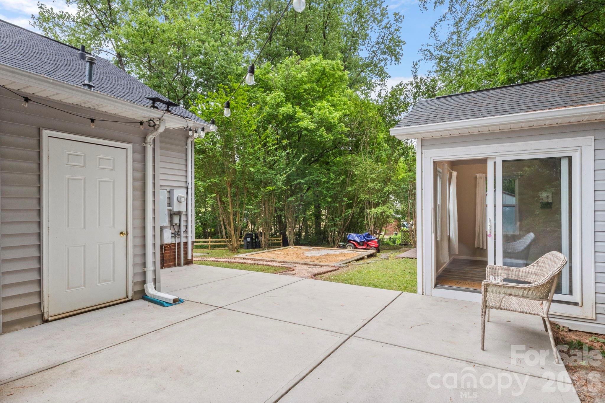 516 Majestic Court SE — Concord