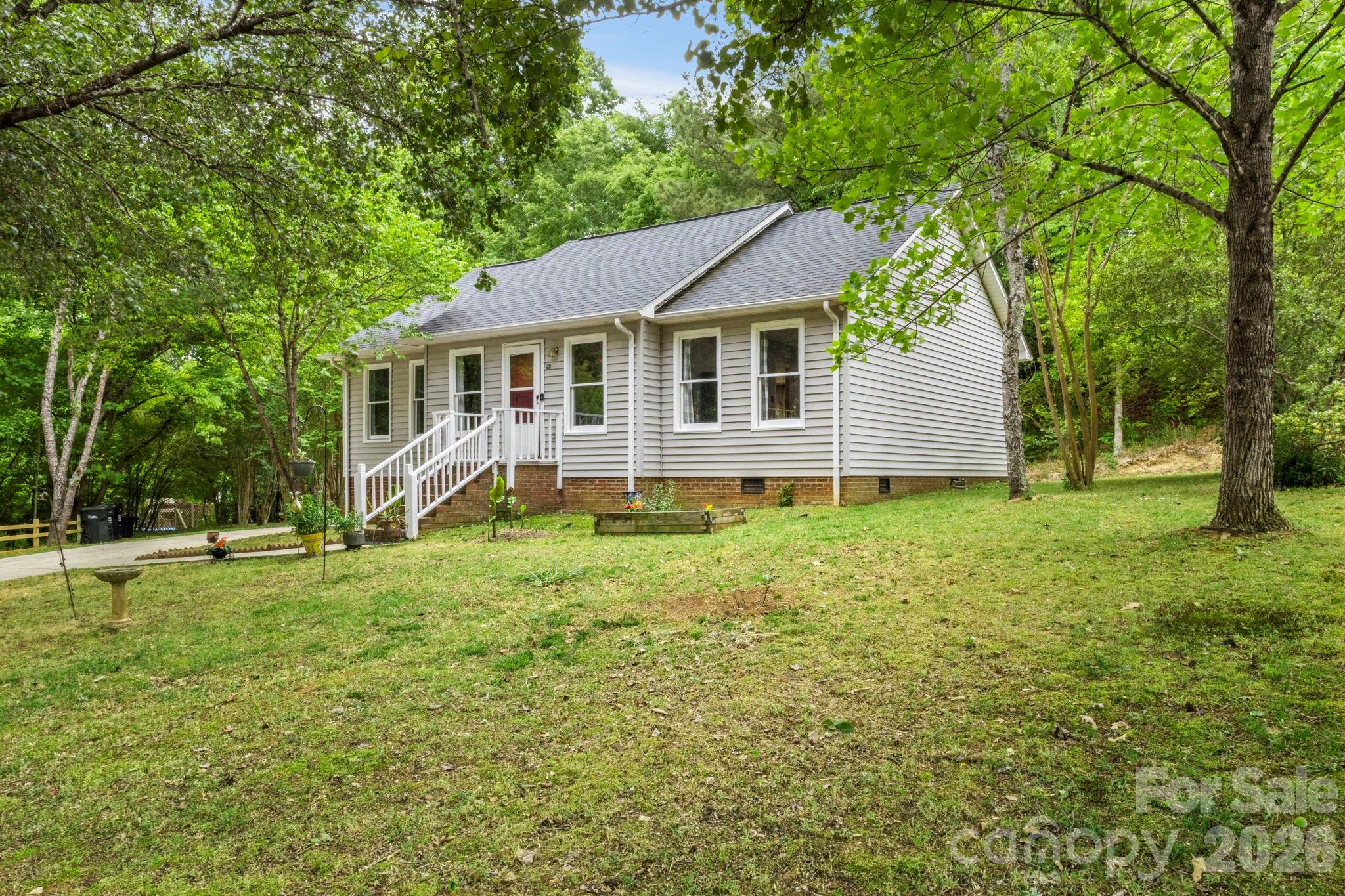 516 Majestic Court SE — Concord