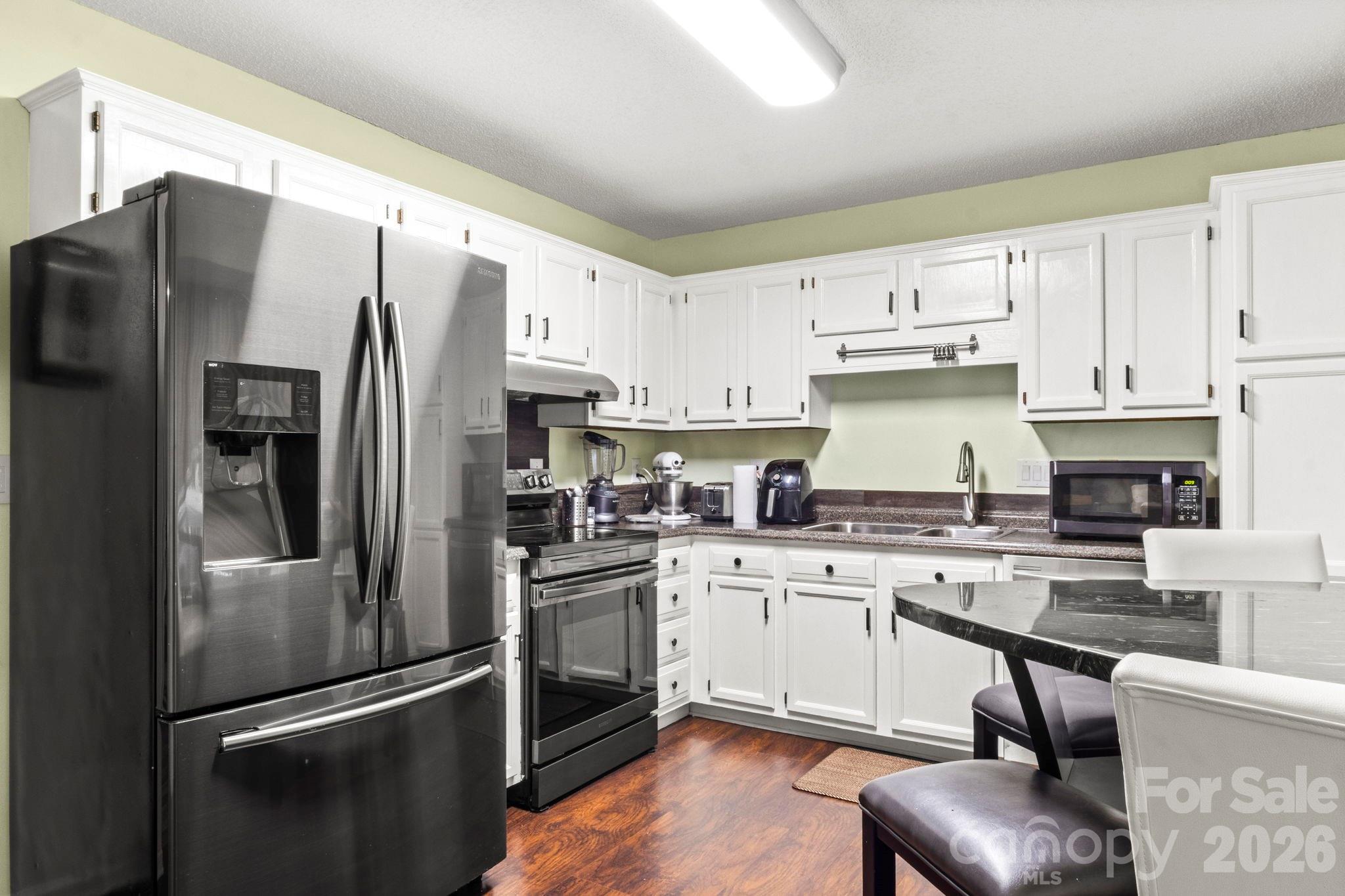 516 Majestic Court SE — Concord