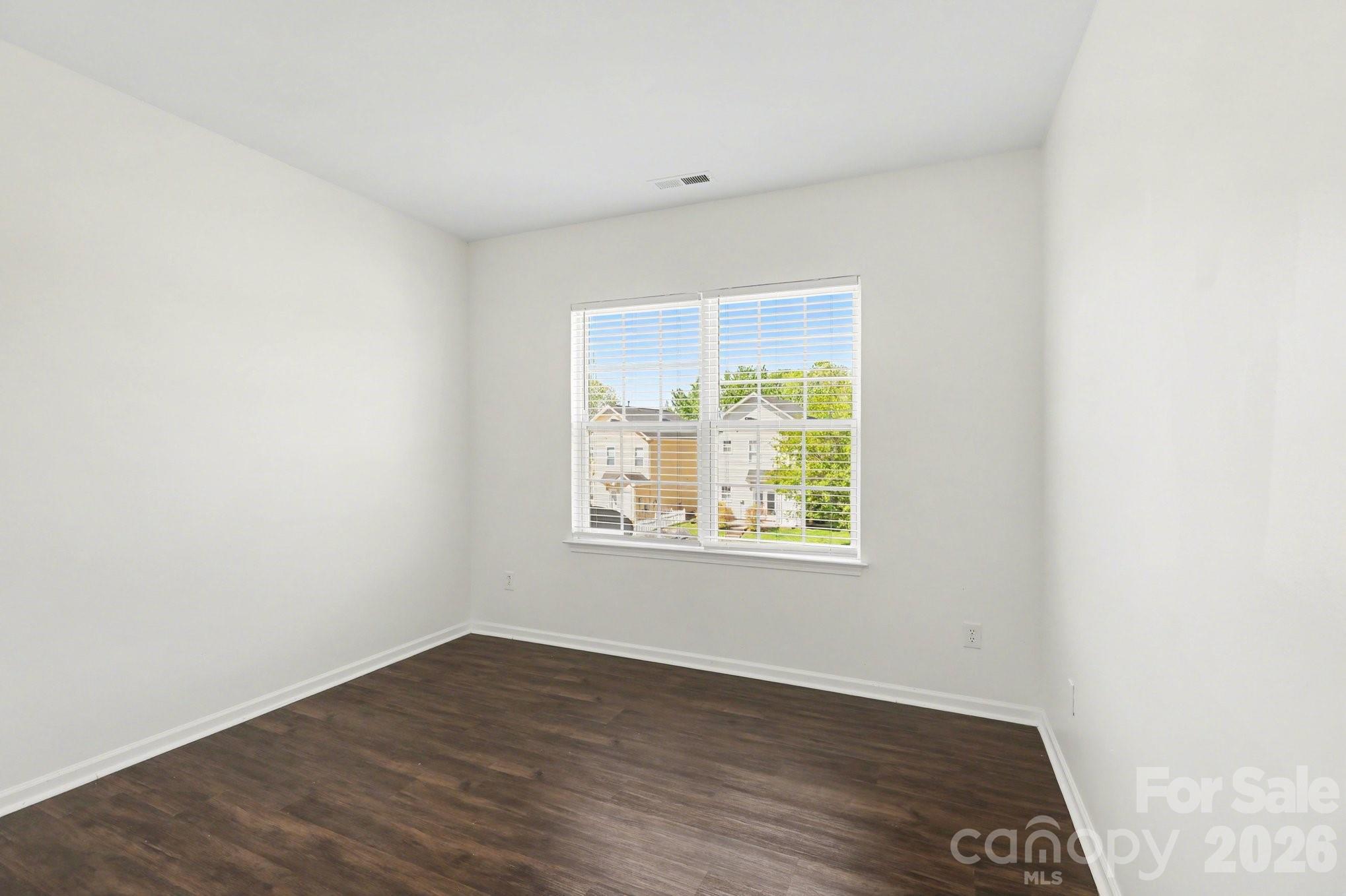 4134 Vance Road N — Huntersville