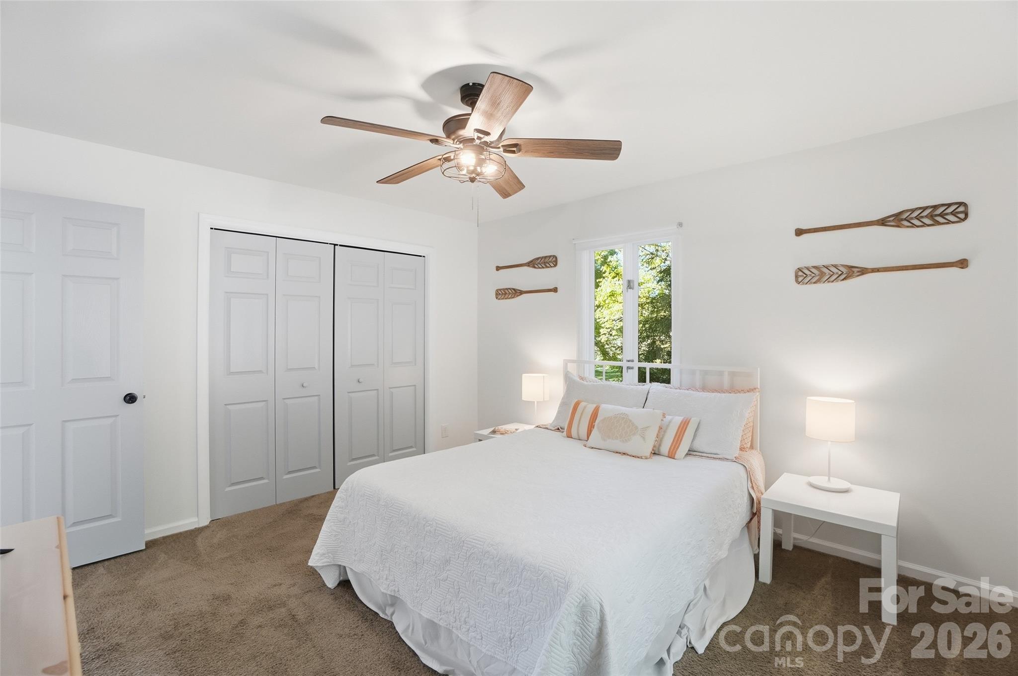 449 Island View Drive — Lexington