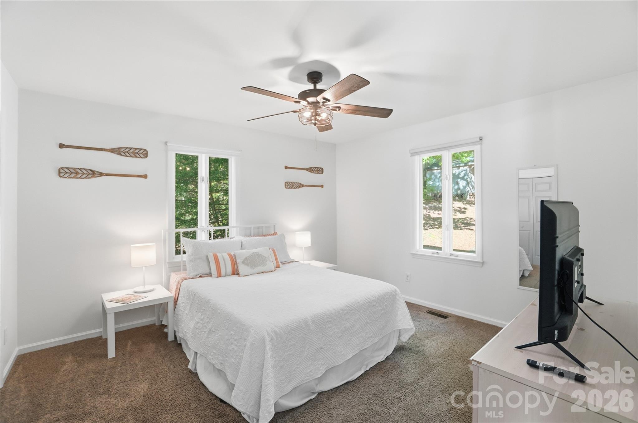 449 Island View Drive — Lexington