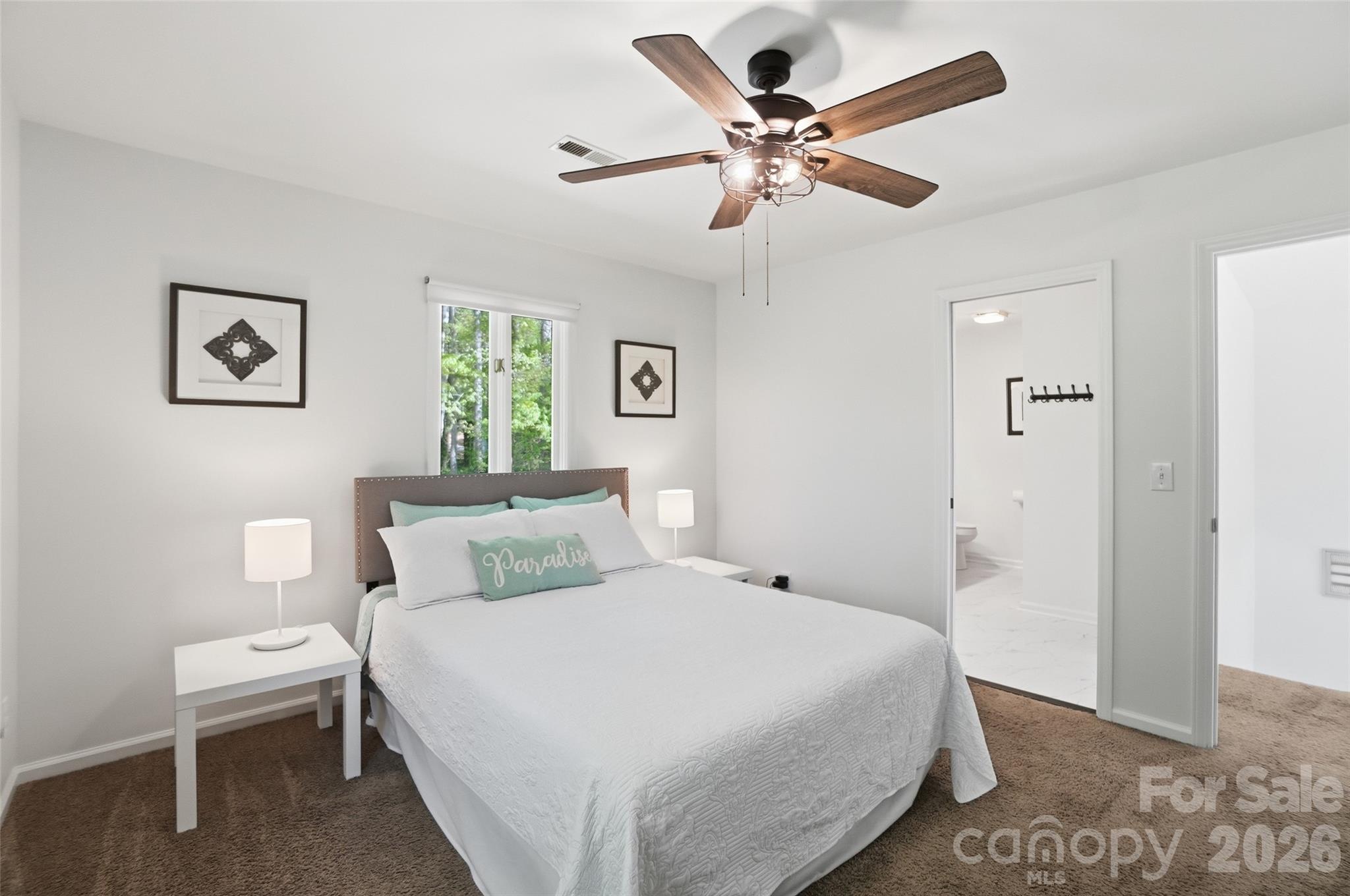 449 Island View Drive — Lexington