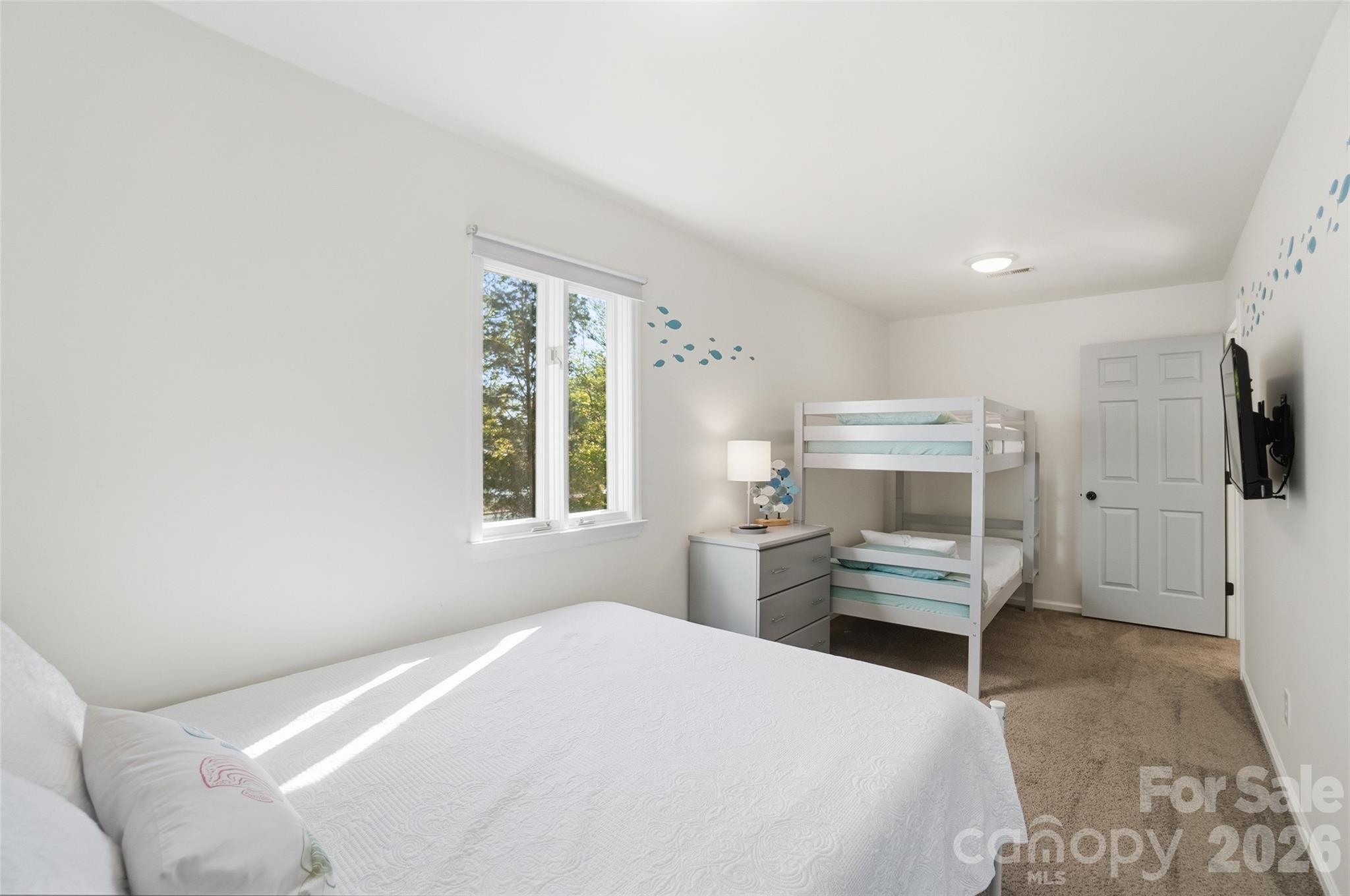 449 Island View Drive — Lexington