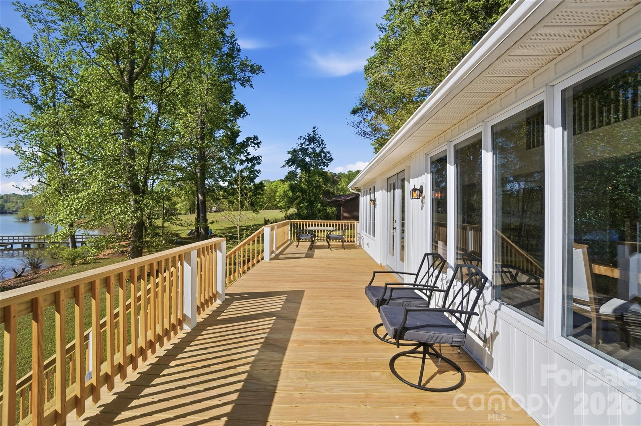 449 Island View Drive — Lexington