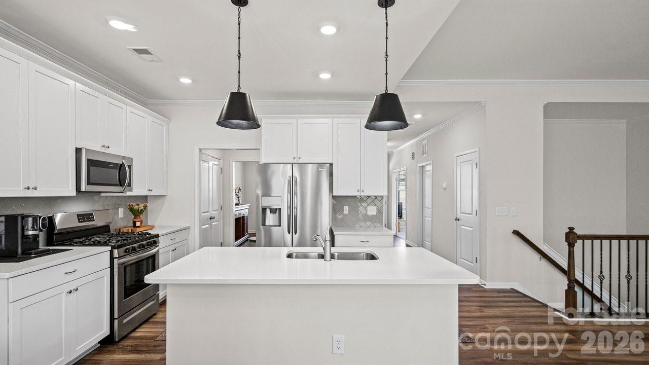 9912 ANDRES DUANY Drive — Huntersville