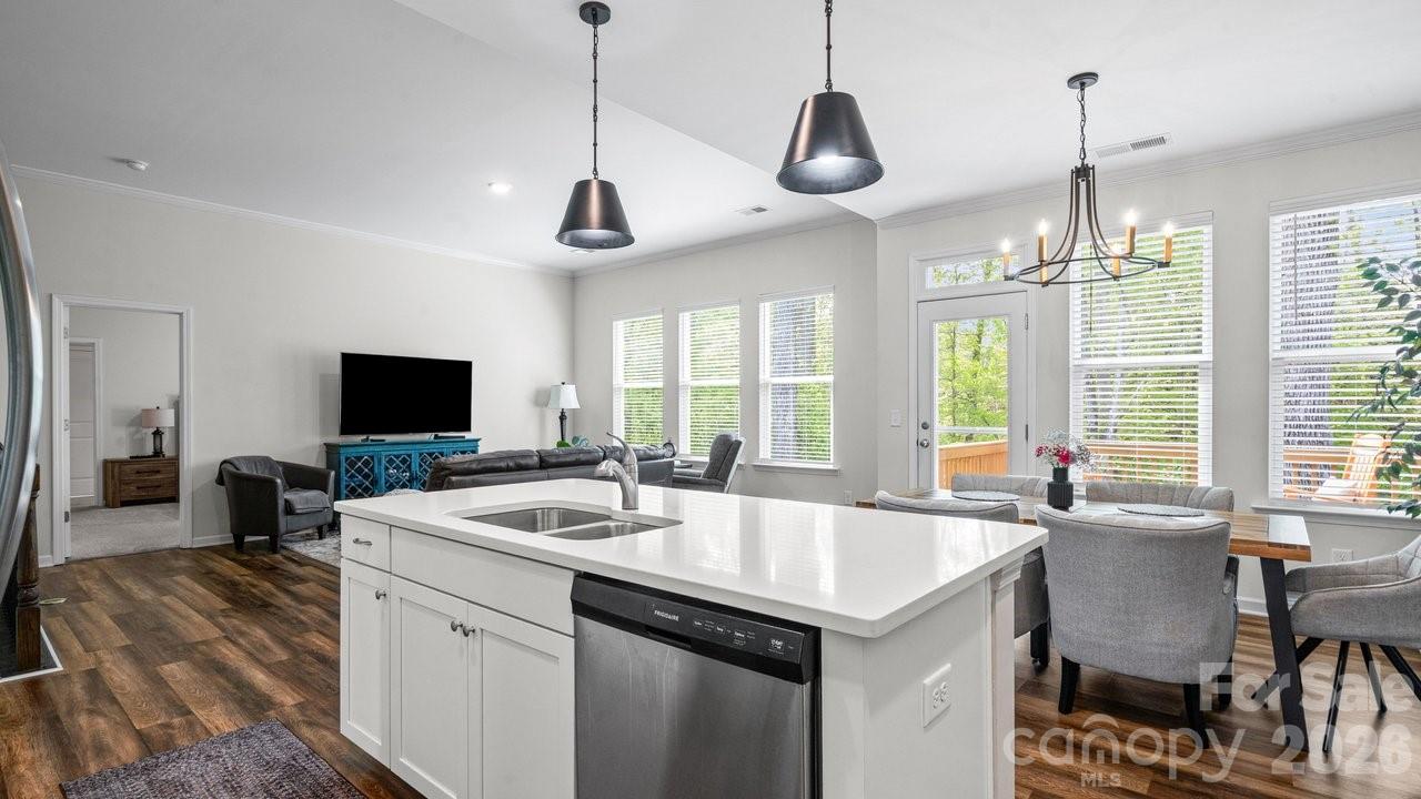 9912 ANDRES DUANY Drive — Huntersville
