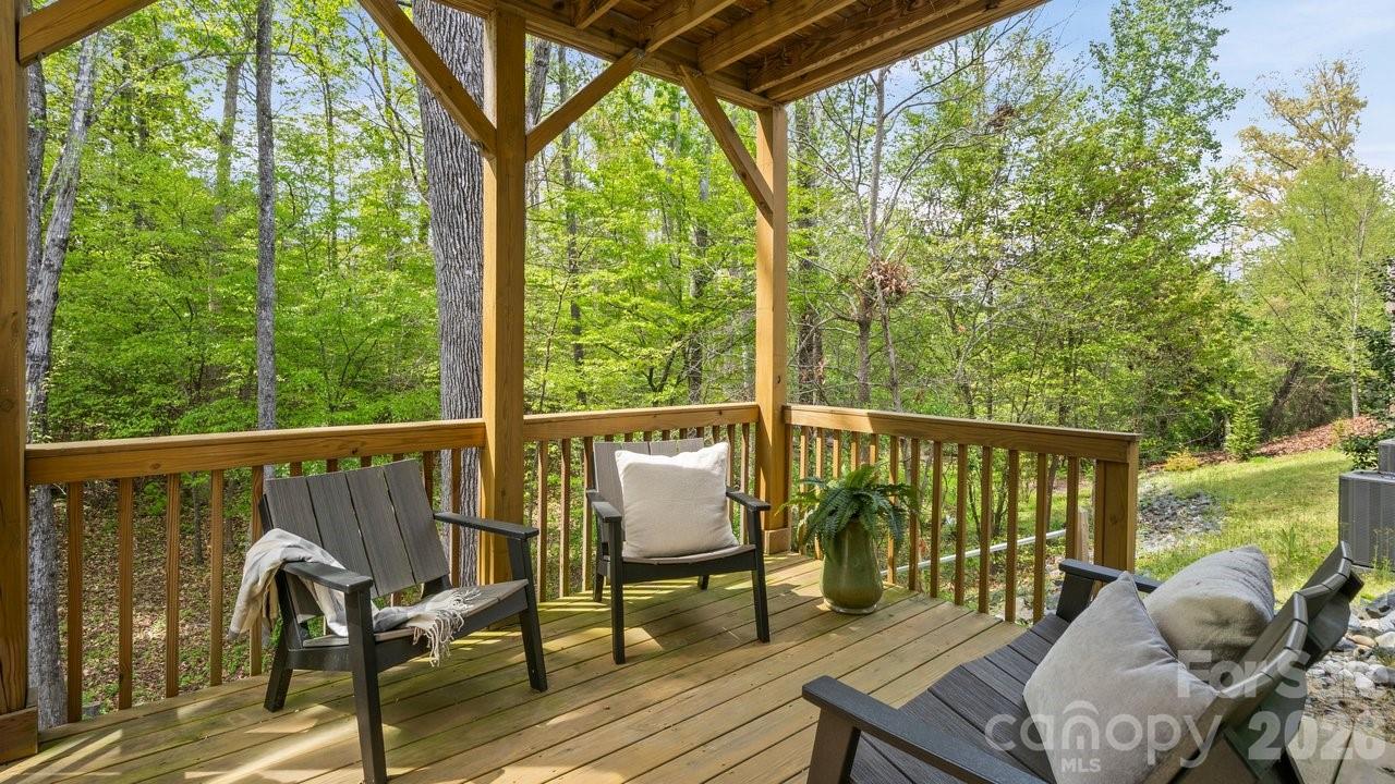 9912 ANDRES DUANY Drive — Huntersville