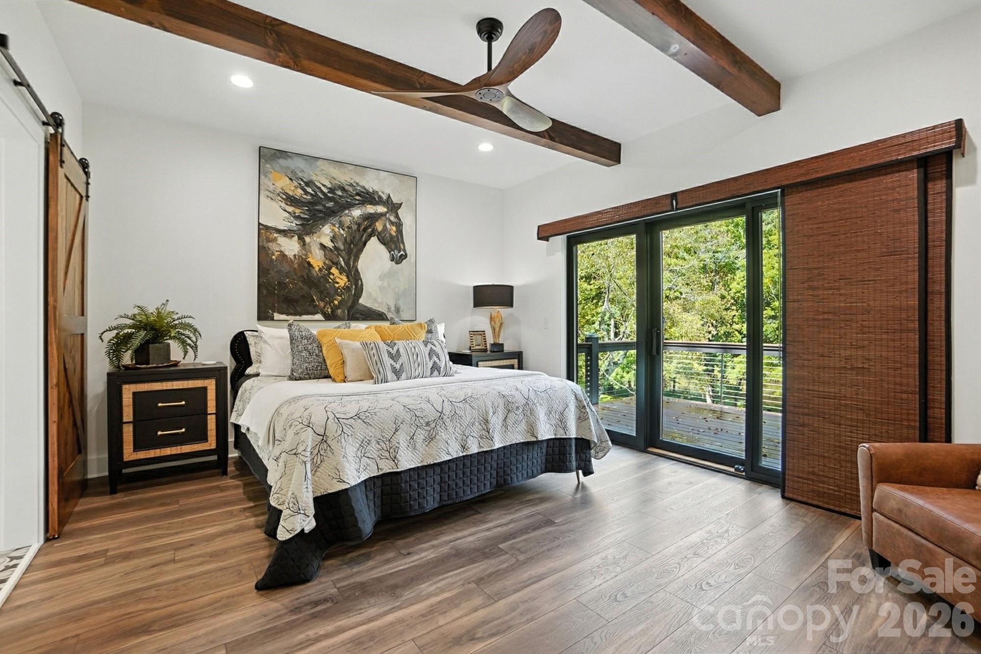 727 Riverwind Drive — Lansing