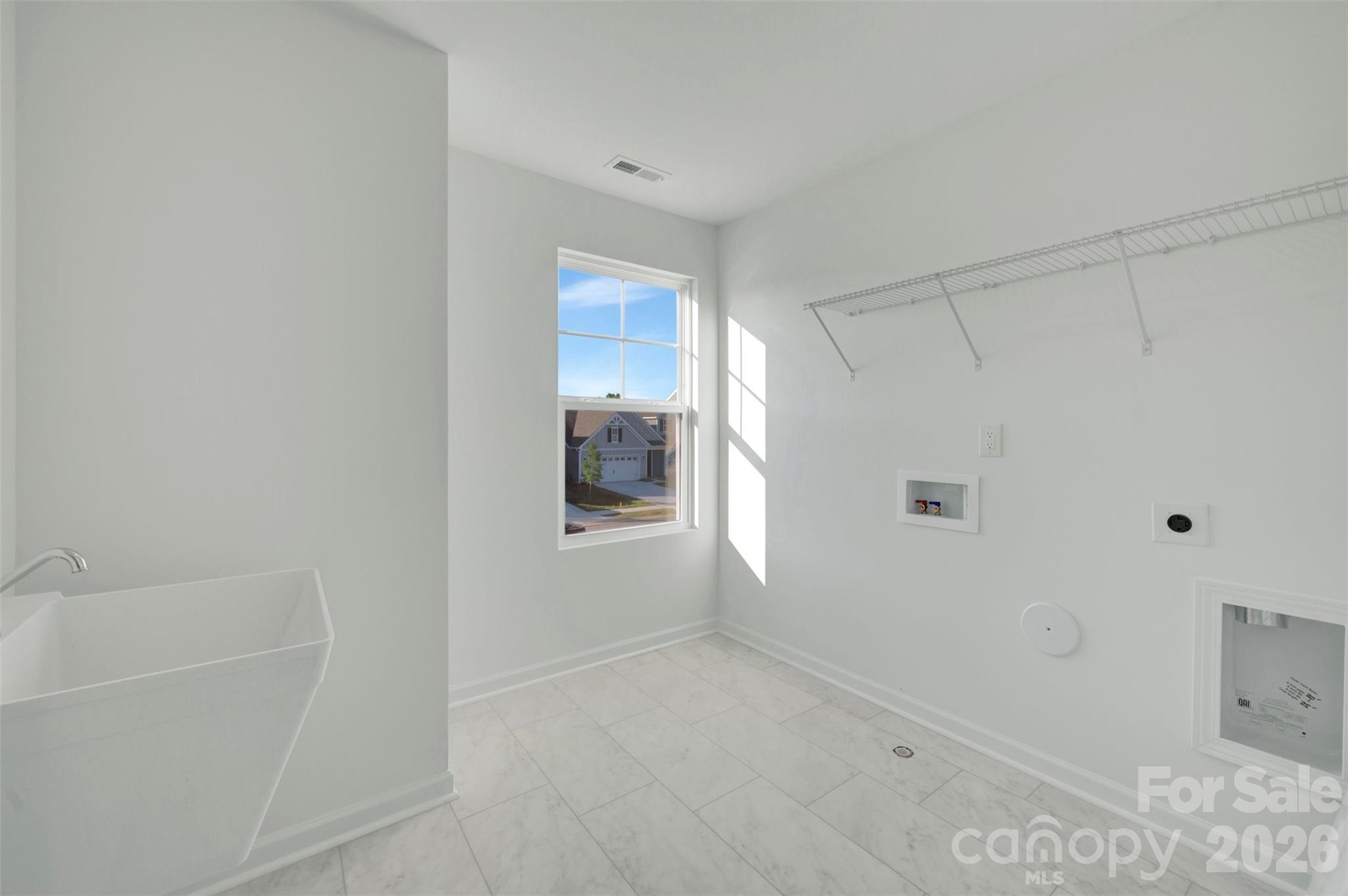 1317 Fremont Drive — Wingate