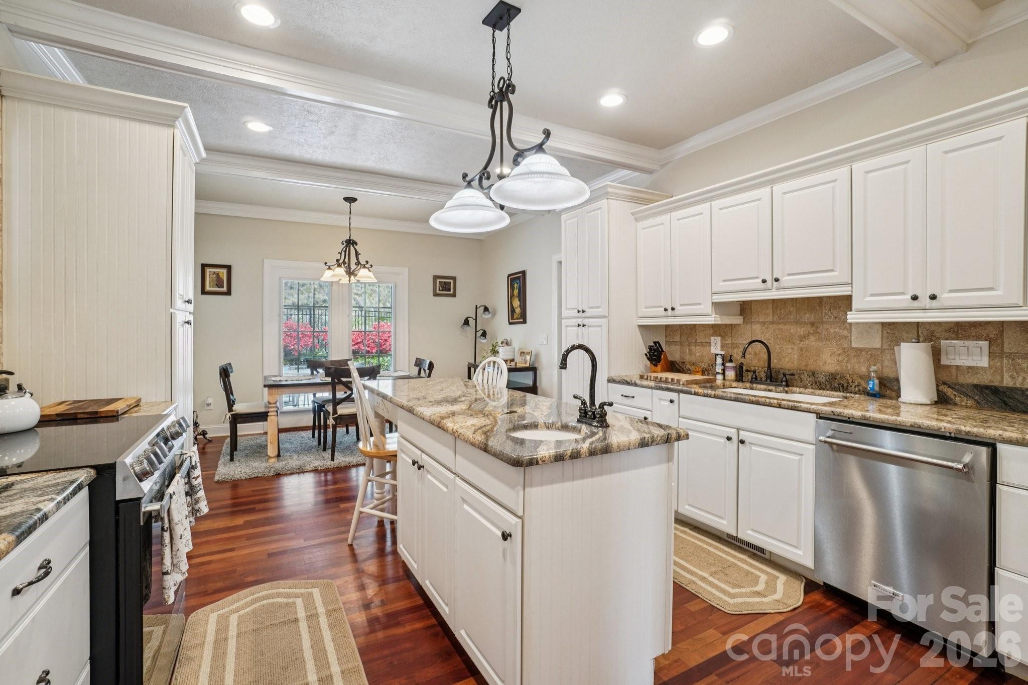 302 Davy Crockett Drive — Maggie Valley