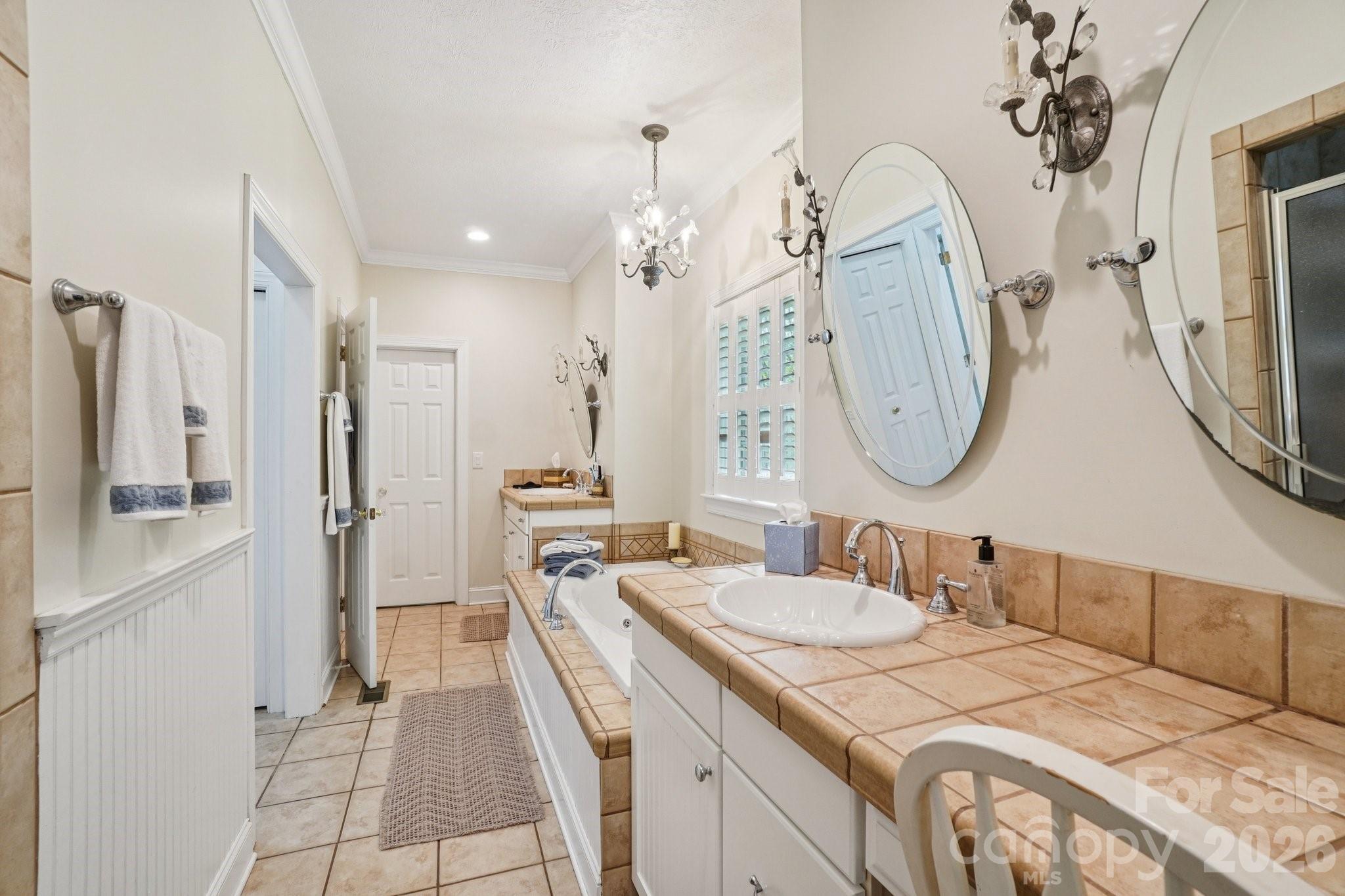302 Davy Crockett Drive — Maggie Valley