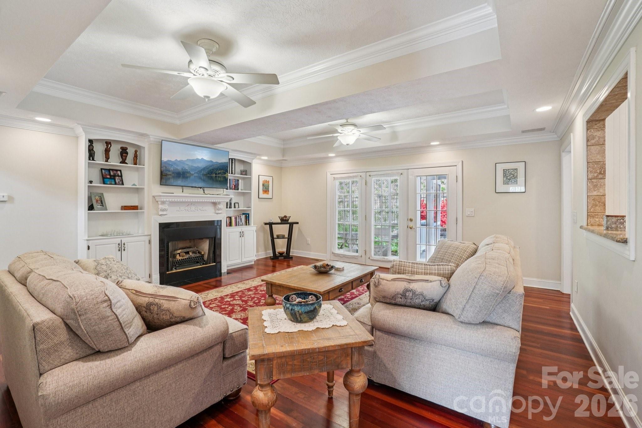 302 Davy Crockett Drive — Maggie Valley