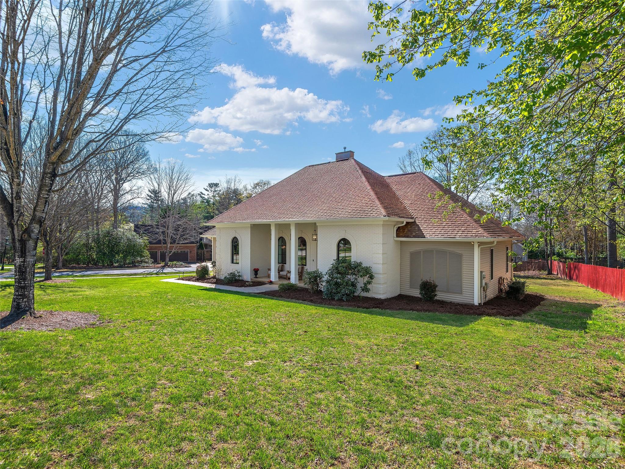 508 Pinchot Drive — Asheville