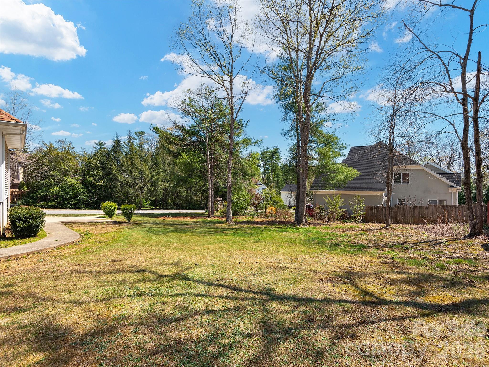 508 Pinchot Drive — Asheville