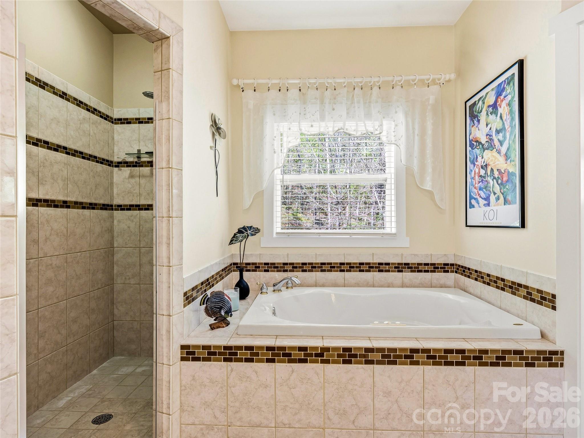 24 Sunnie Rae Lane — Candler