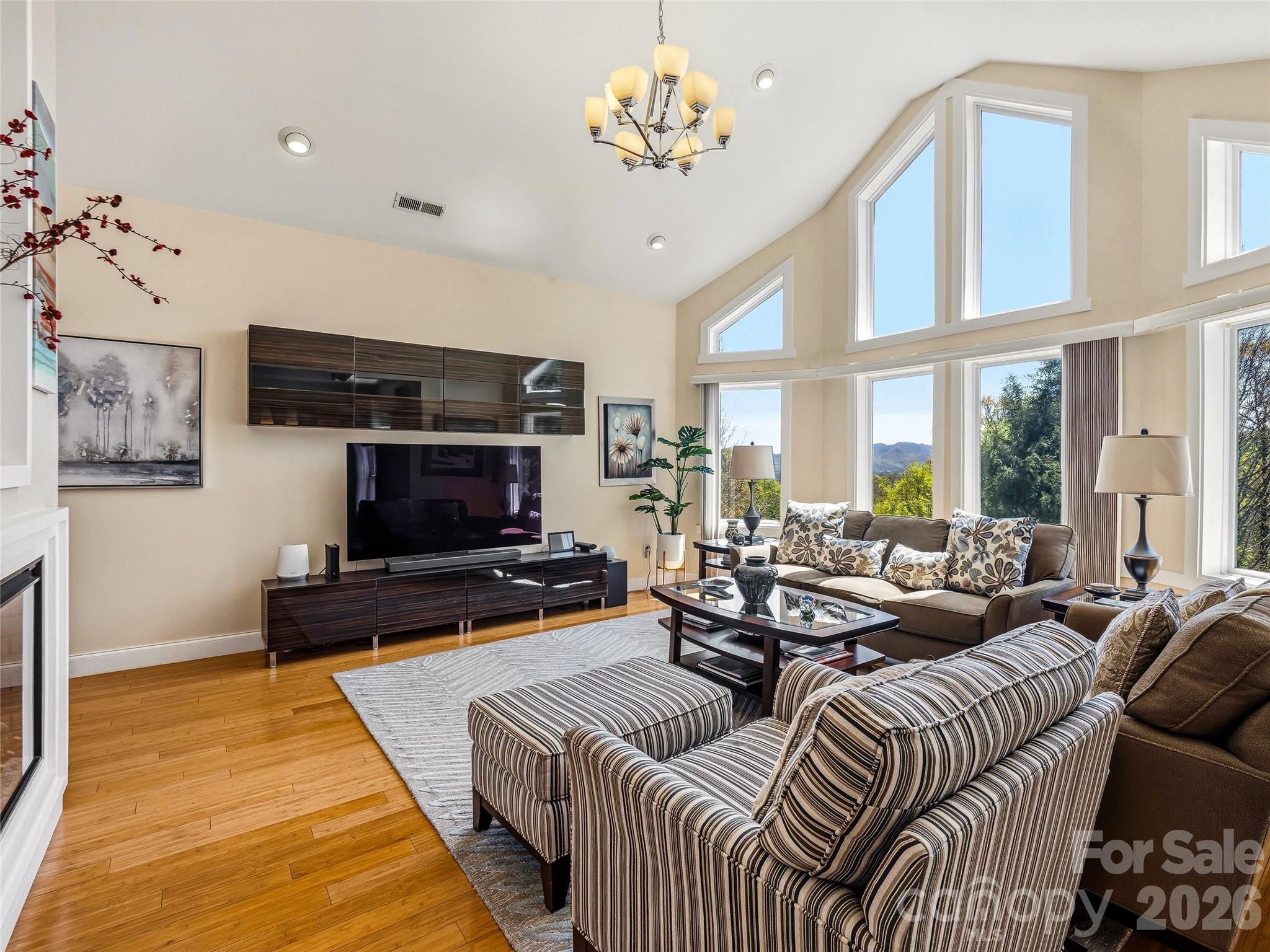 24 Sunnie Rae Lane — Candler
