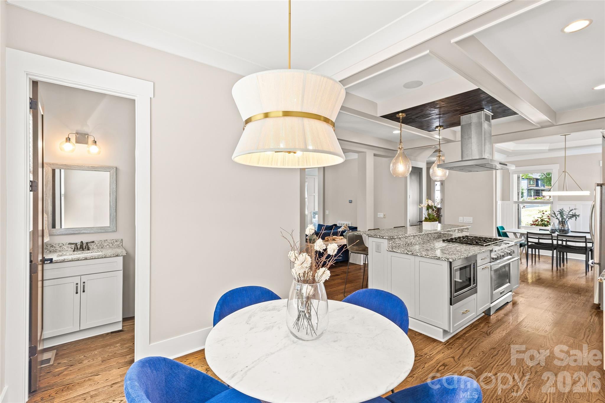 815 W Kingston Avenue — Charlotte