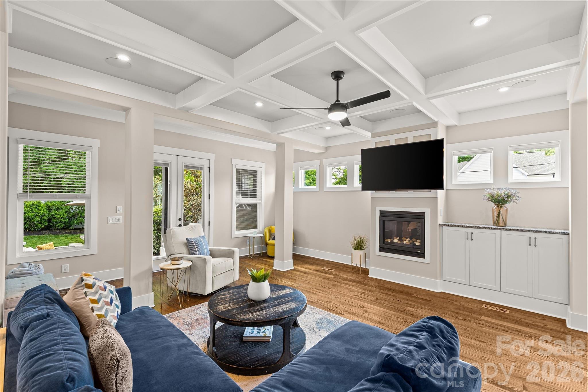 815 W Kingston Avenue — Charlotte