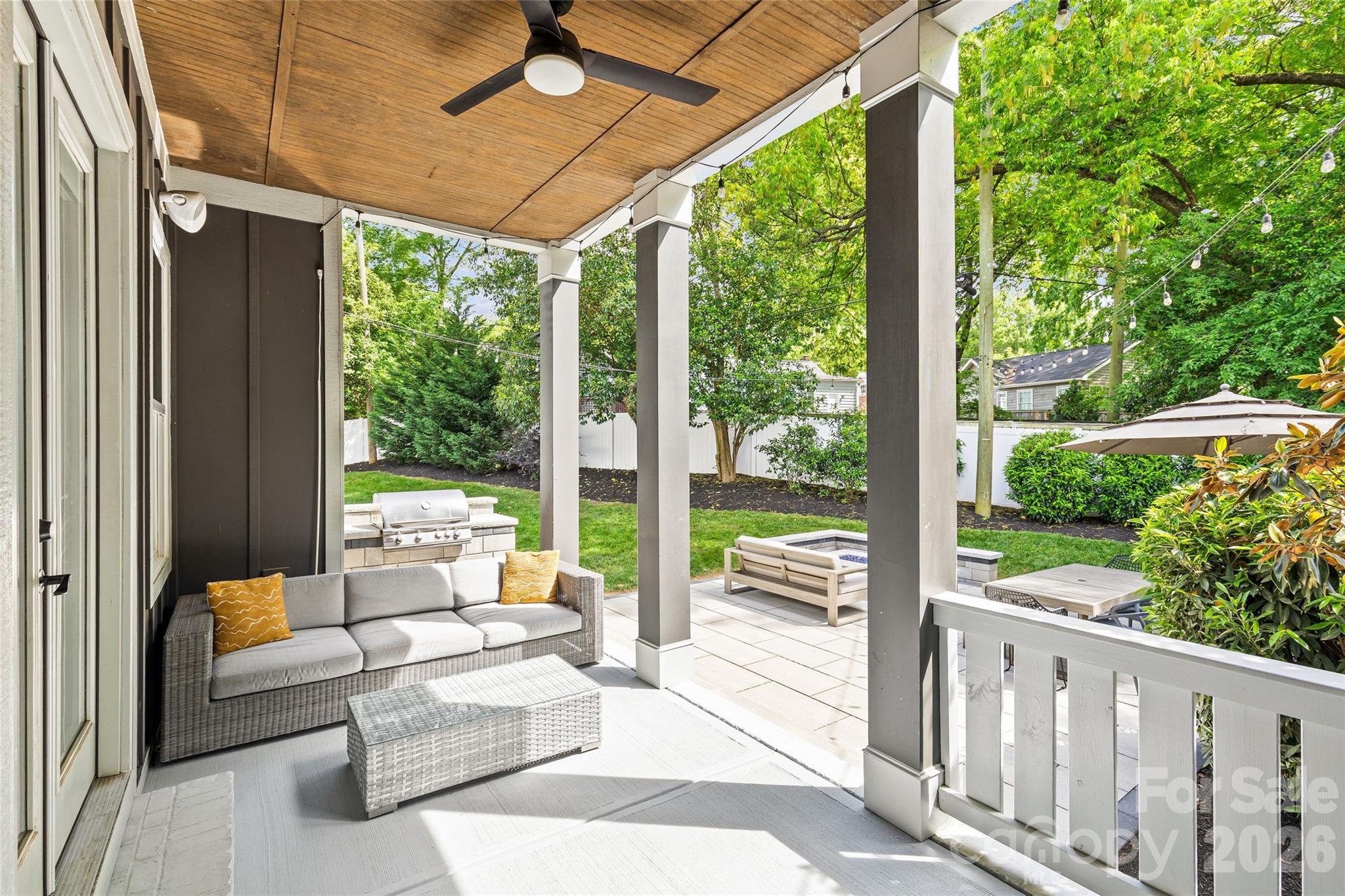 815 W Kingston Avenue — Charlotte
