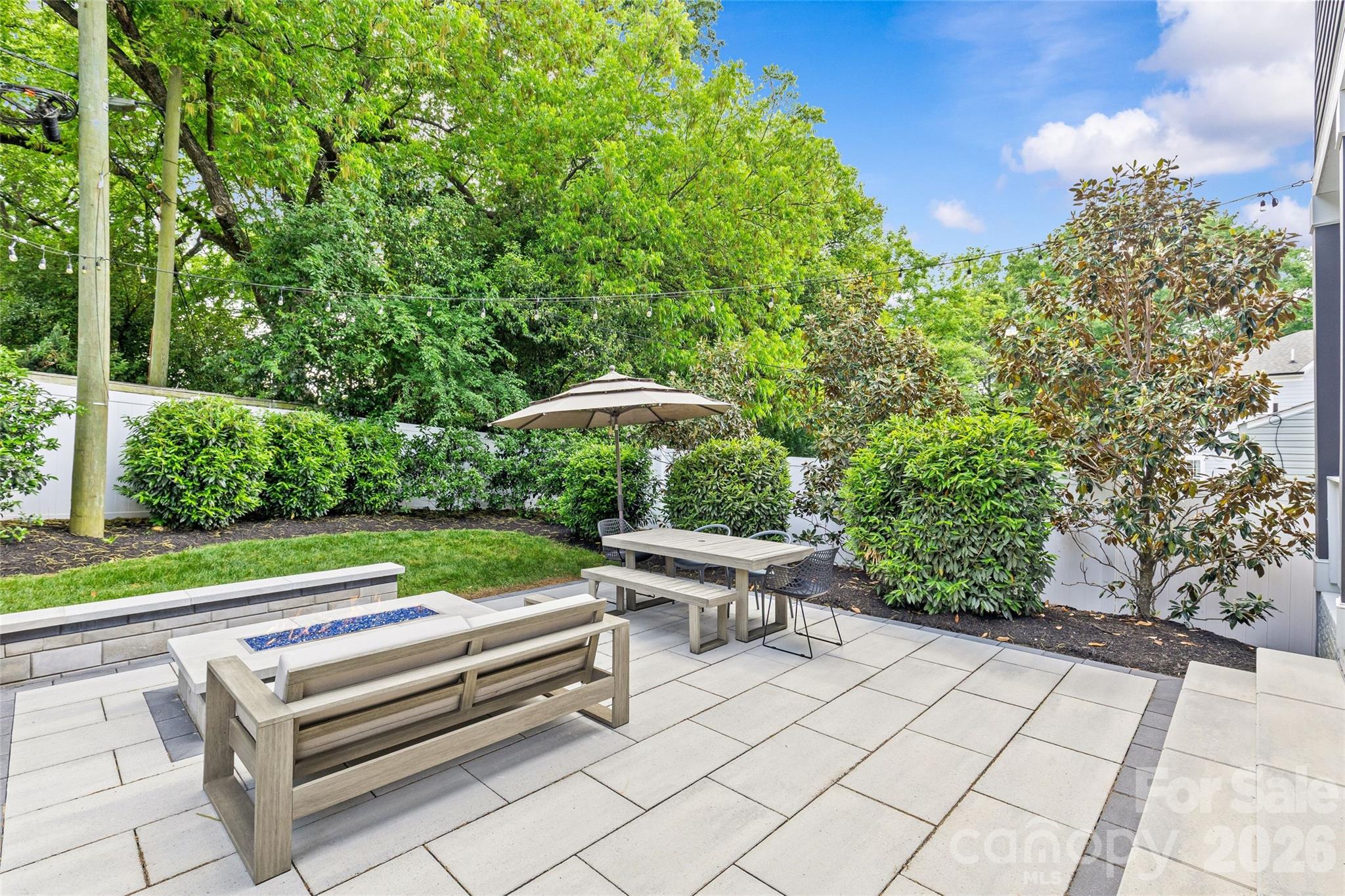 815 W Kingston Avenue — Charlotte