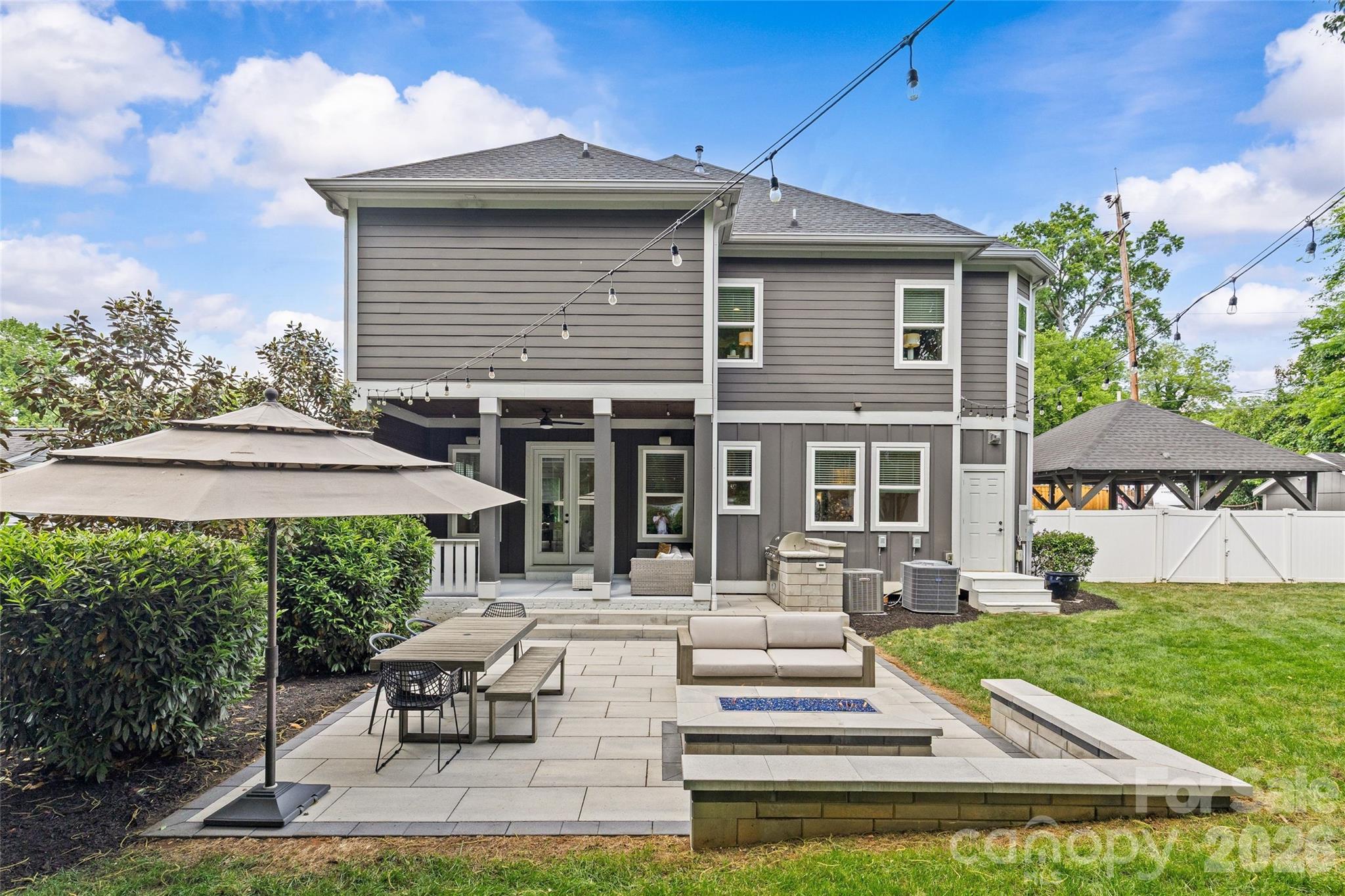 815 W Kingston Avenue — Charlotte