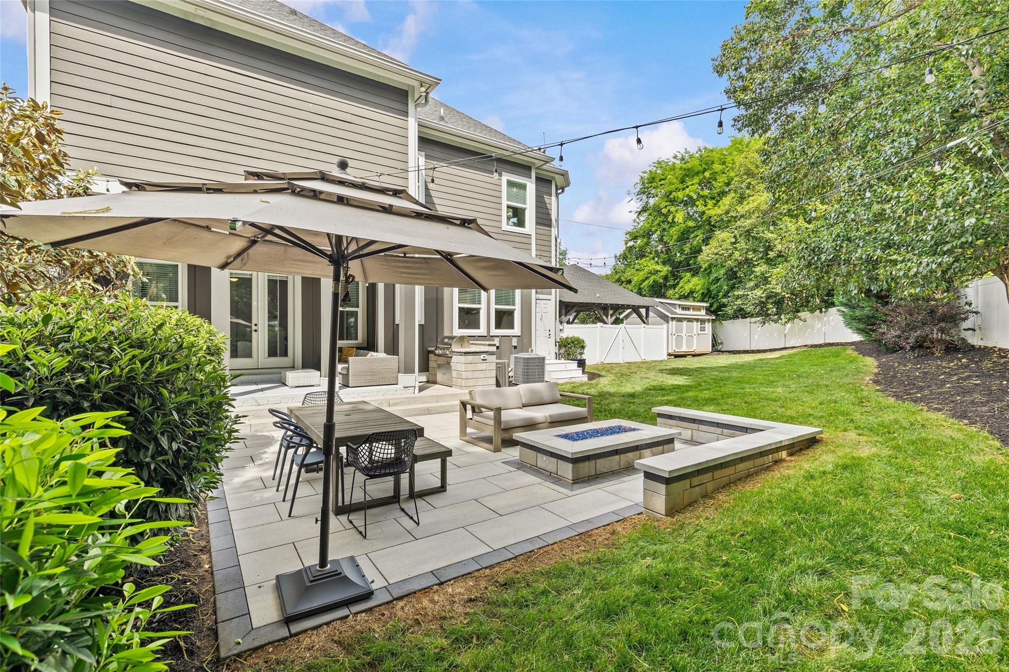 815 W Kingston Avenue — Charlotte