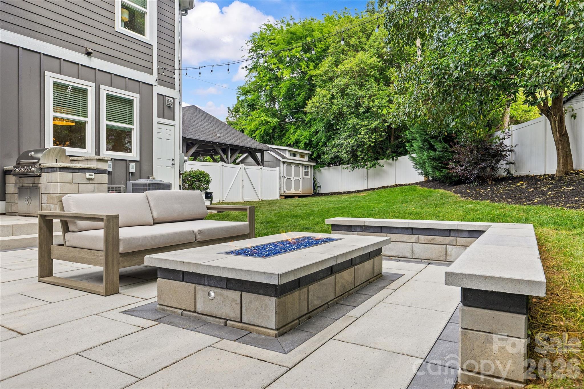 815 W Kingston Avenue — Charlotte
