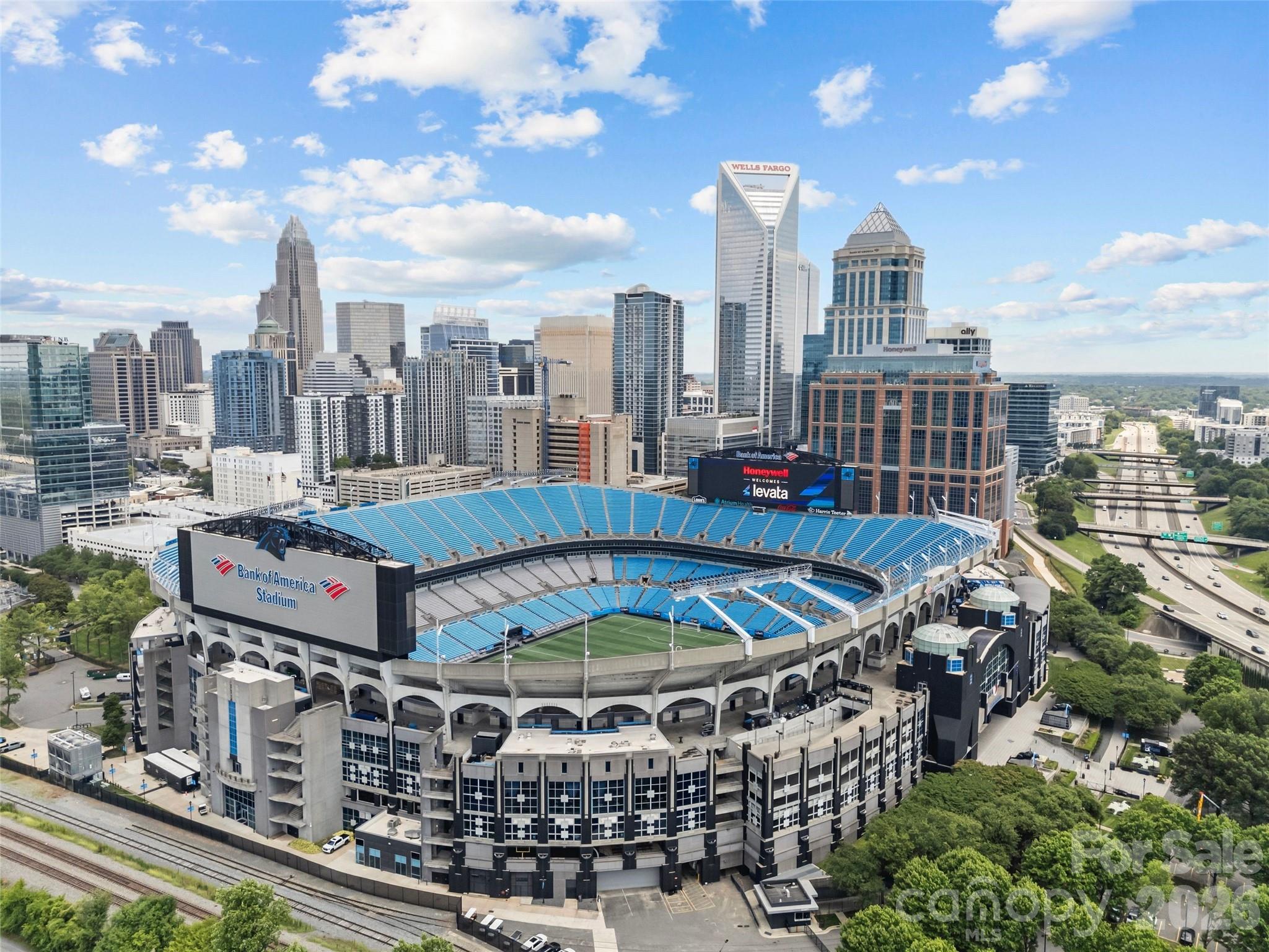 815 W Kingston Avenue — Charlotte