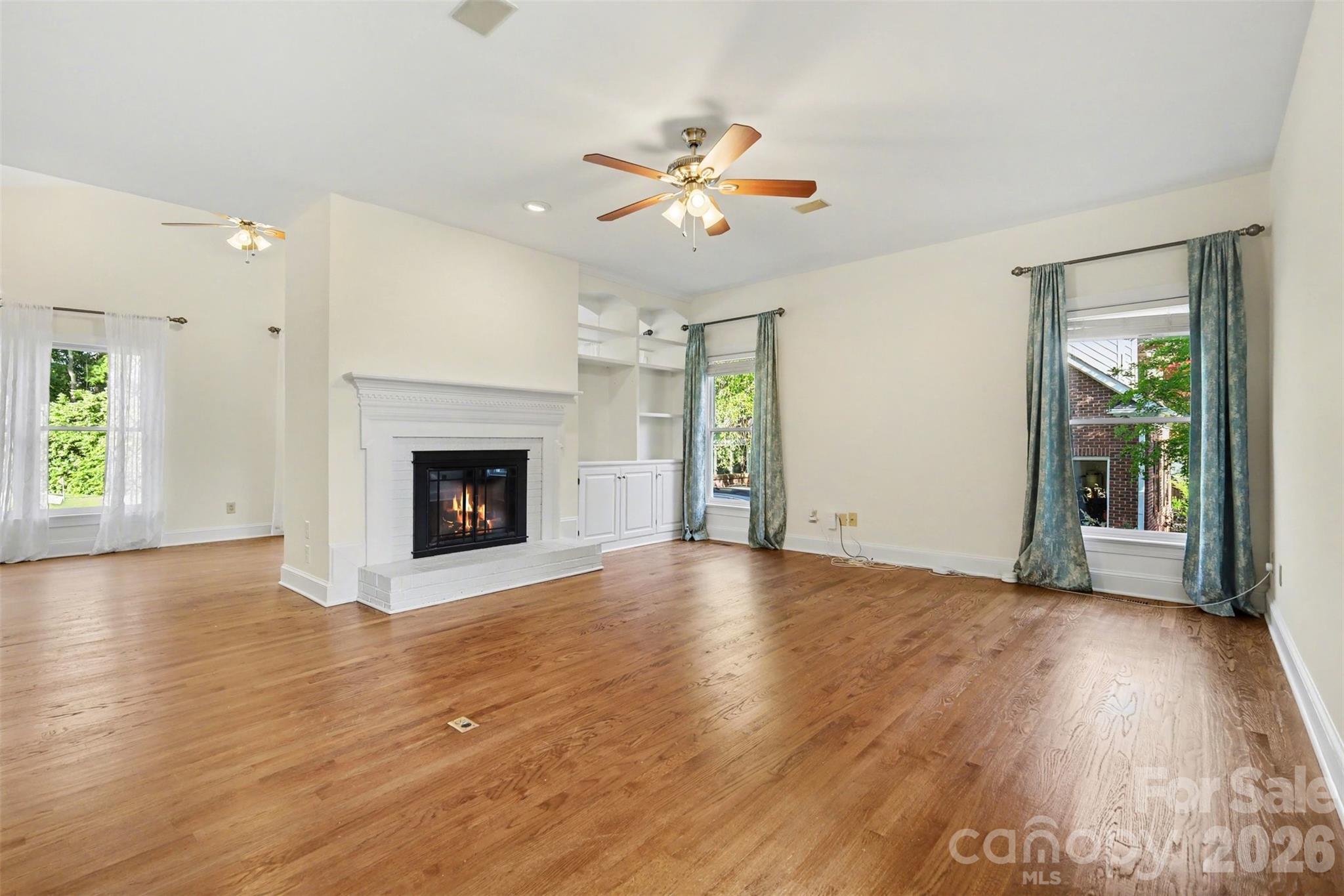 6123 Glen Manor Drive — Charlotte