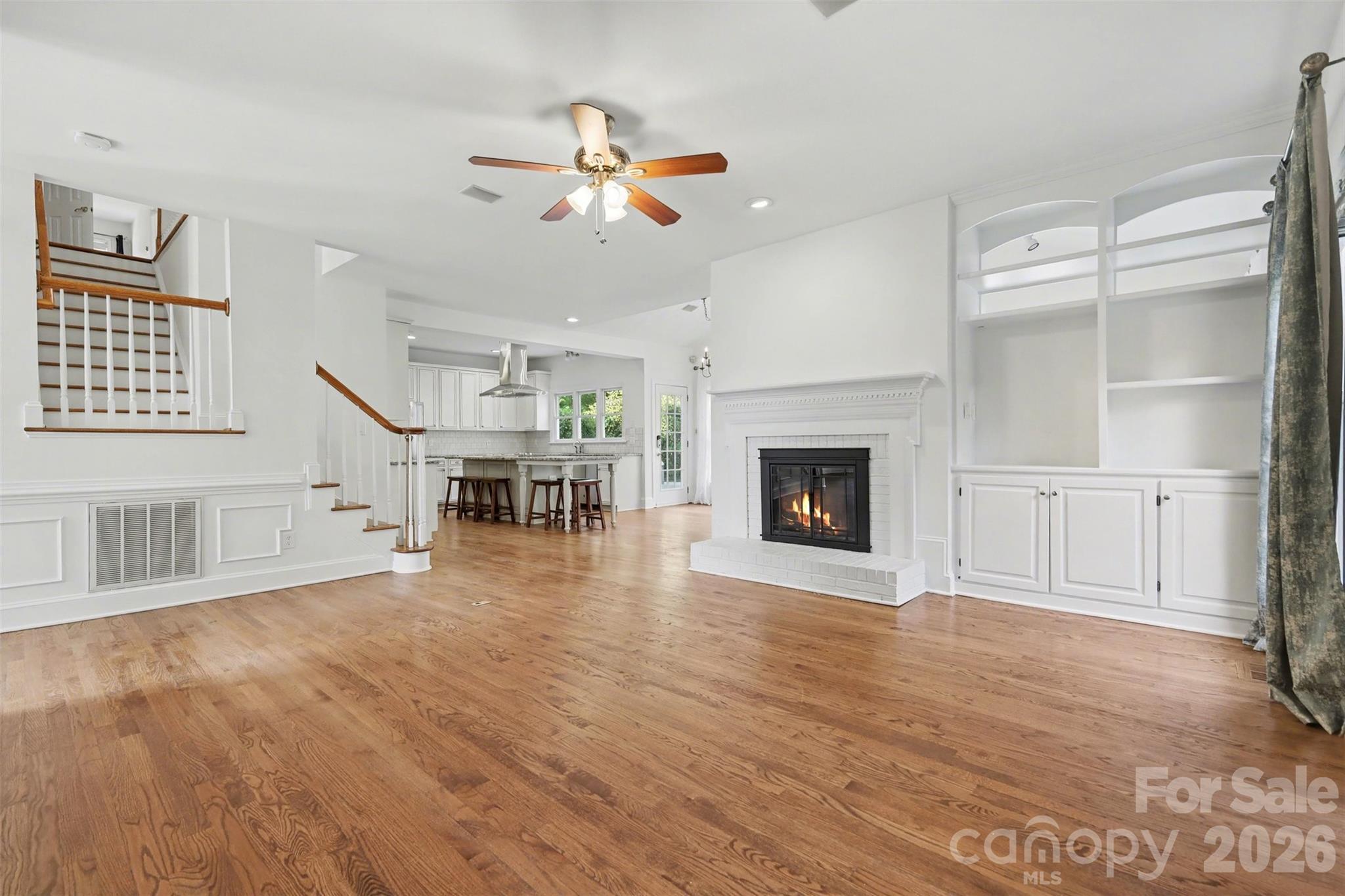 6123 Glen Manor Drive — Charlotte
