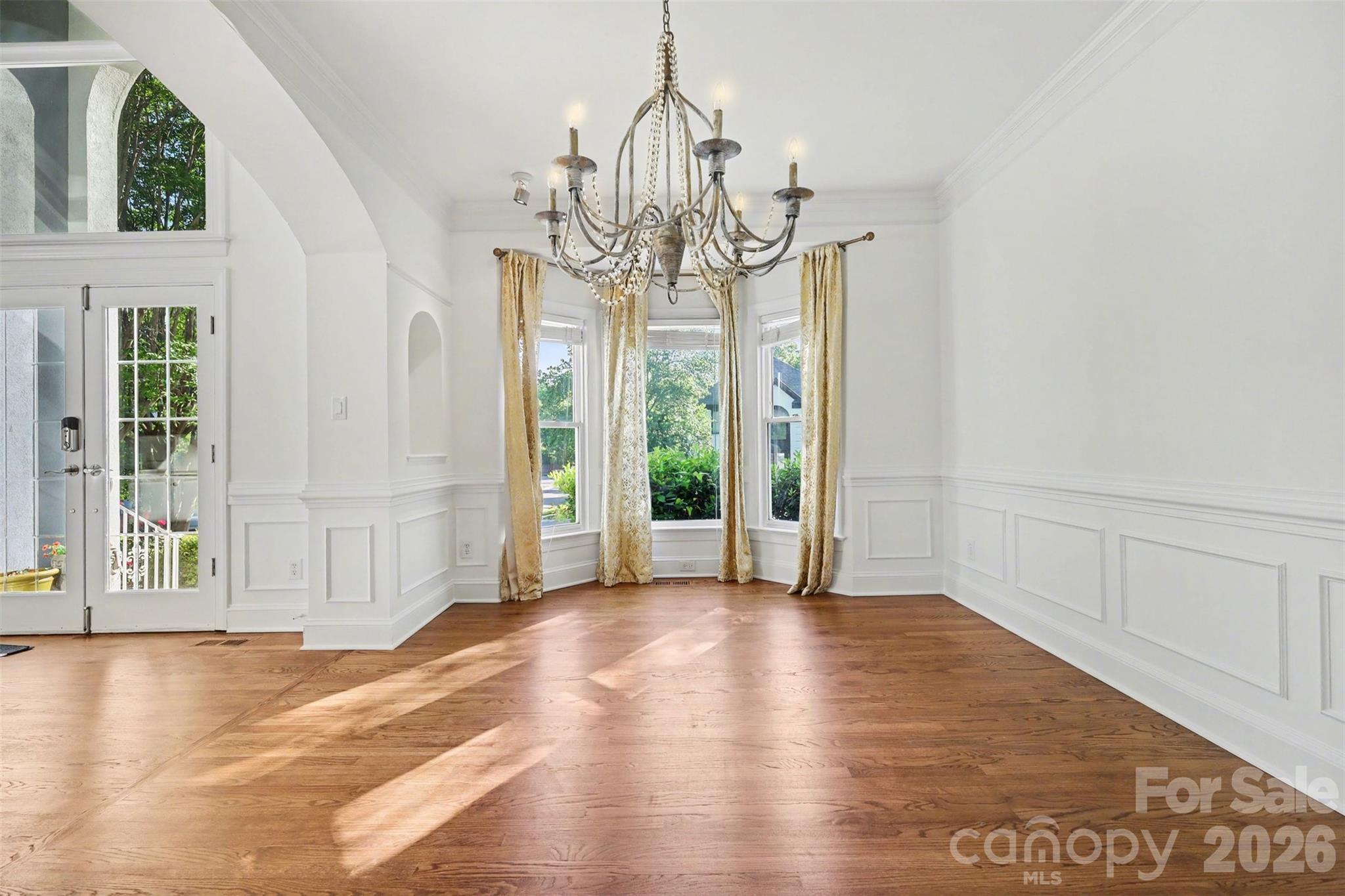 6123 Glen Manor Drive — Charlotte