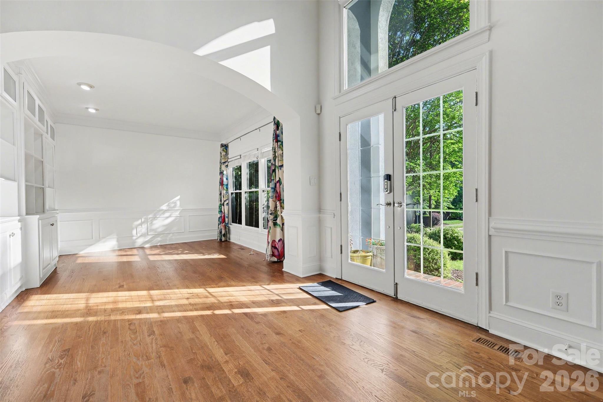 6123 Glen Manor Drive — Charlotte