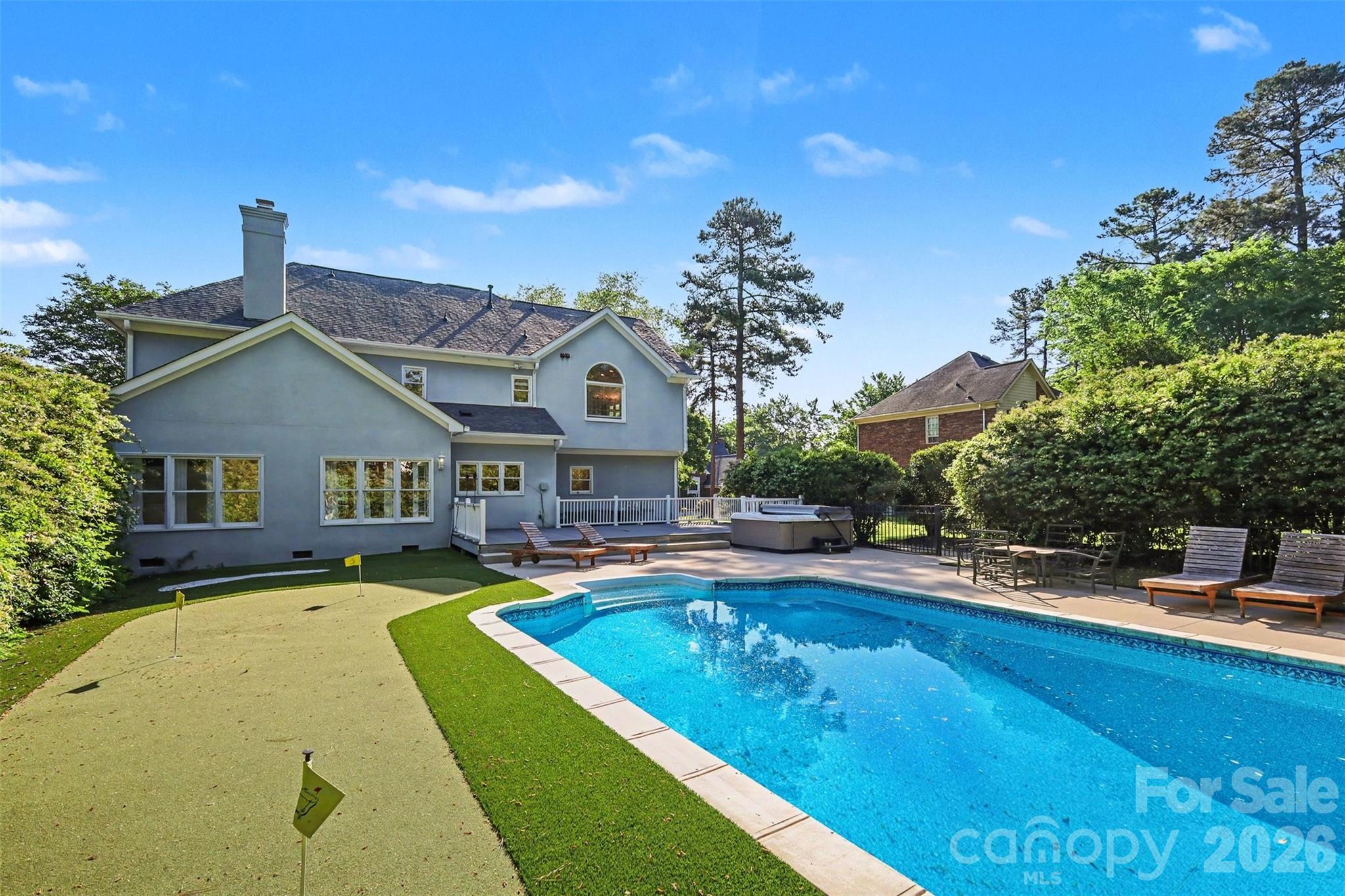 6123 Glen Manor Drive — Charlotte