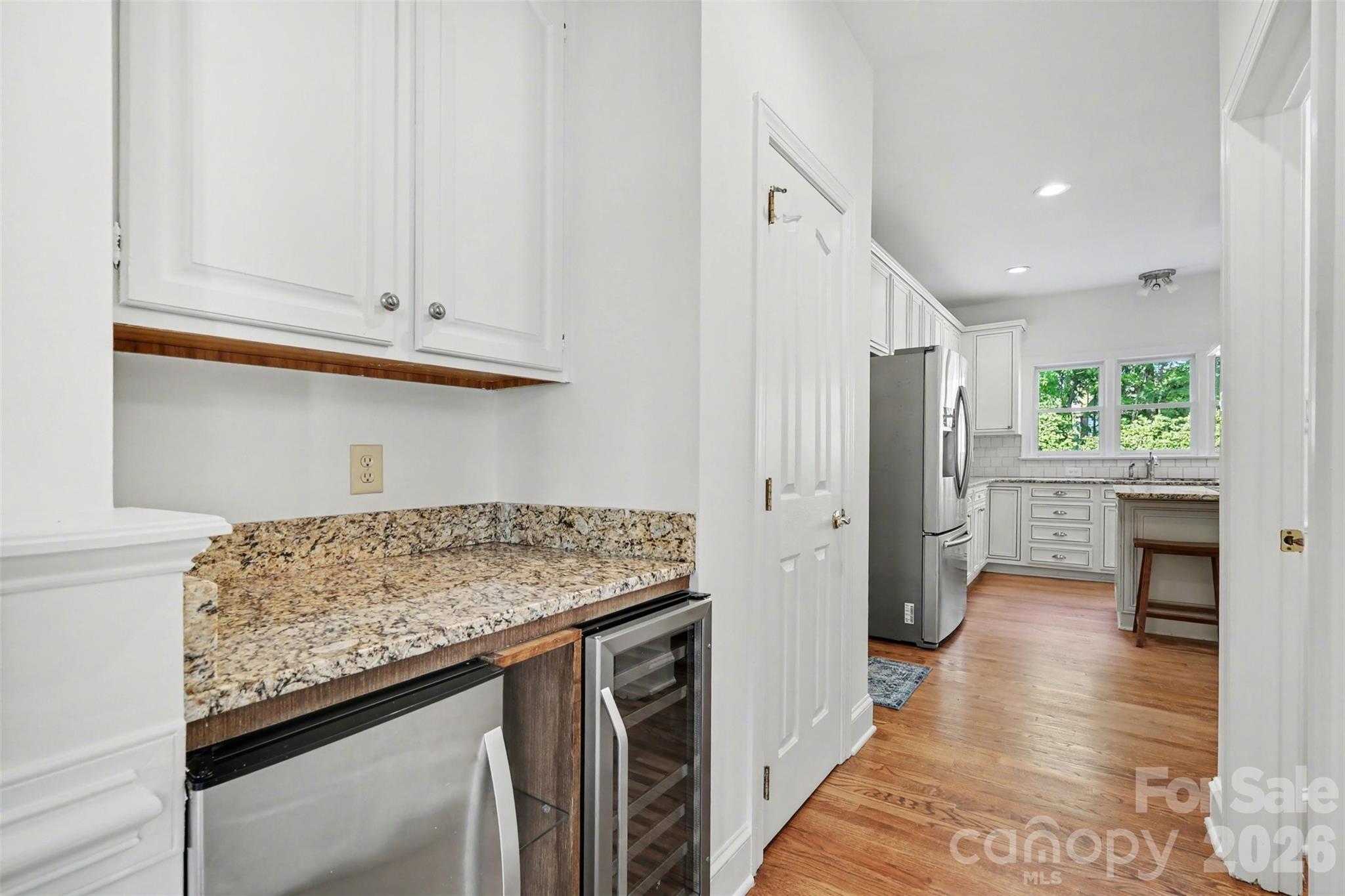 6123 Glen Manor Drive — Charlotte