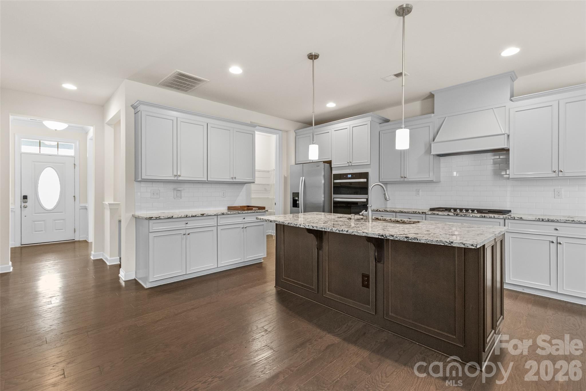 5036 Watersail Way — Clover