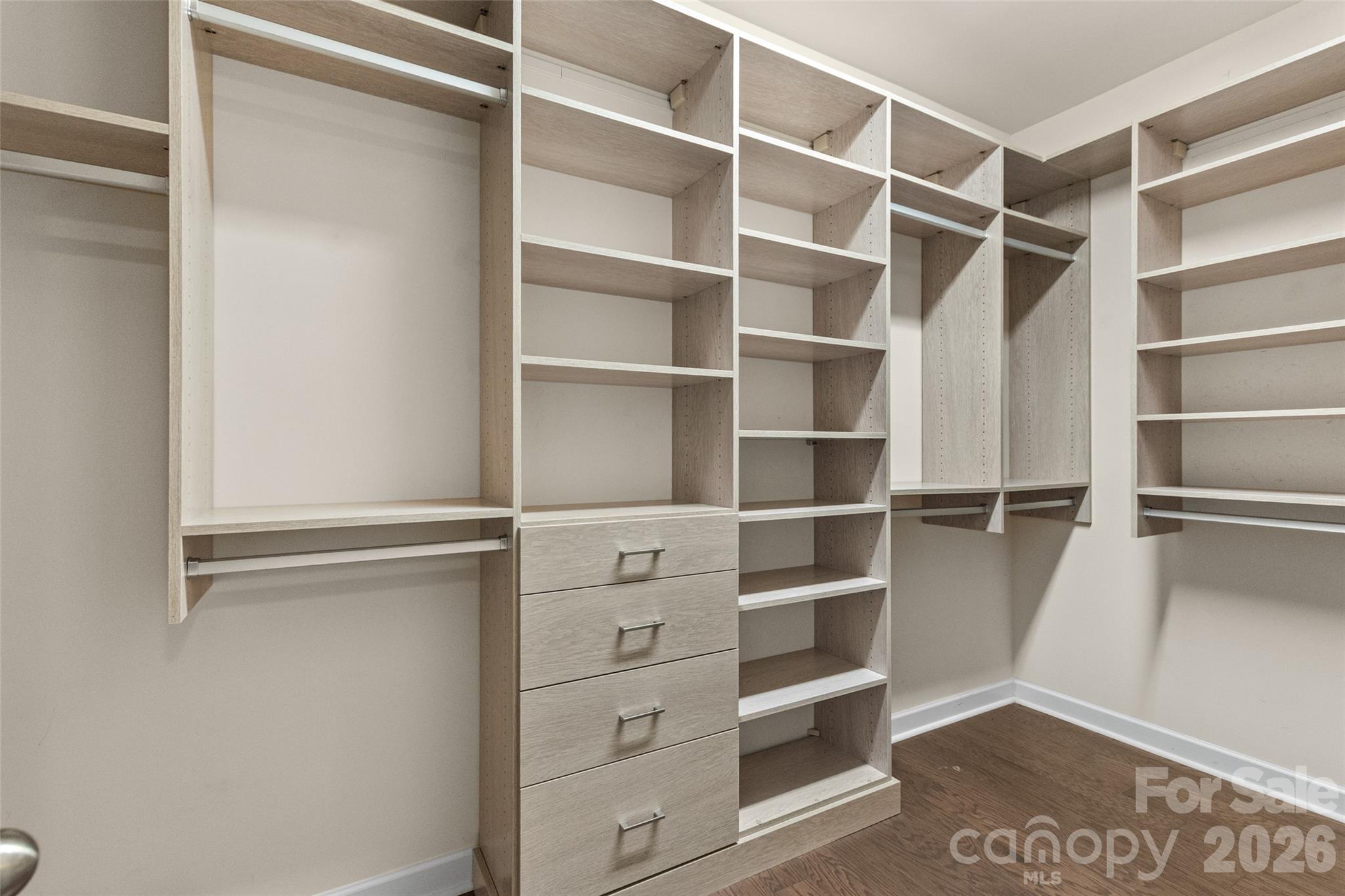 5036 Watersail Way — Clover