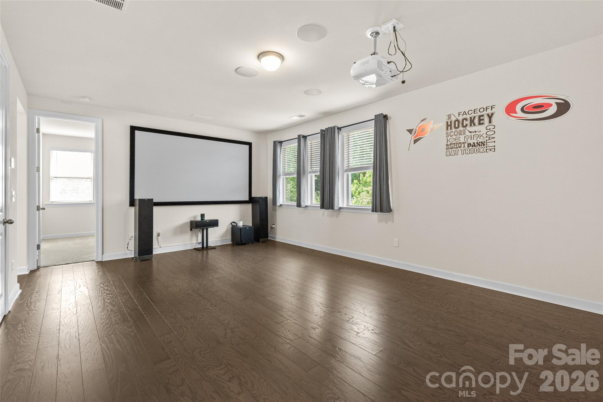 5036 Watersail Way — Clover