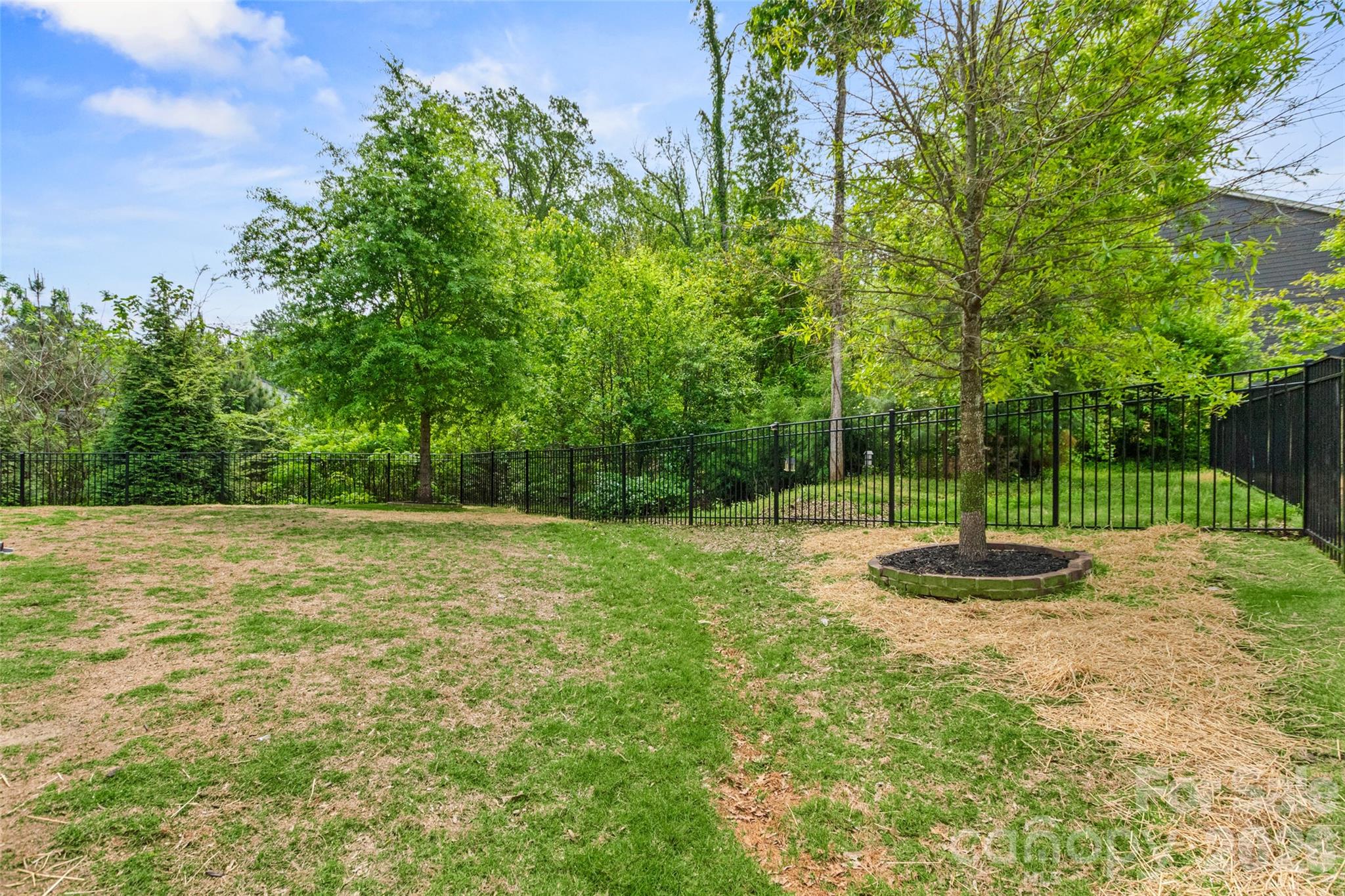 5036 Watersail Way — Clover