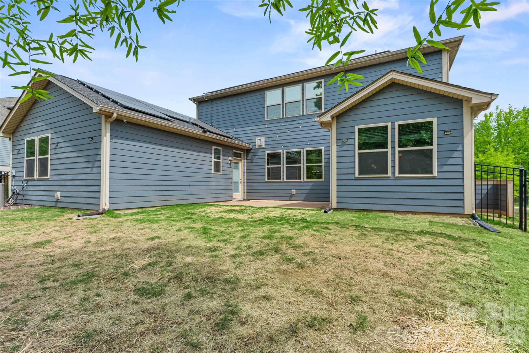 5036 Watersail Way — Clover