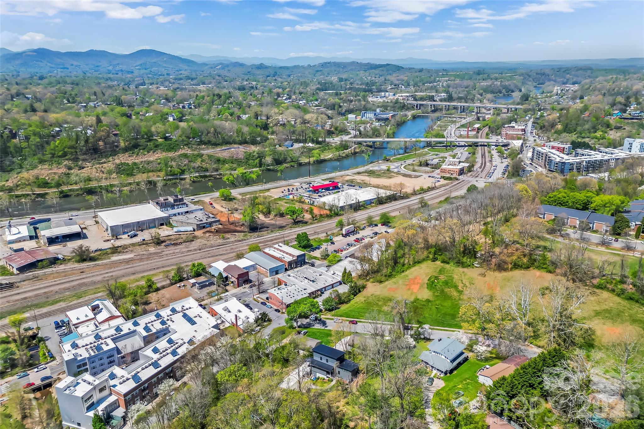 66 Adams Street — Asheville